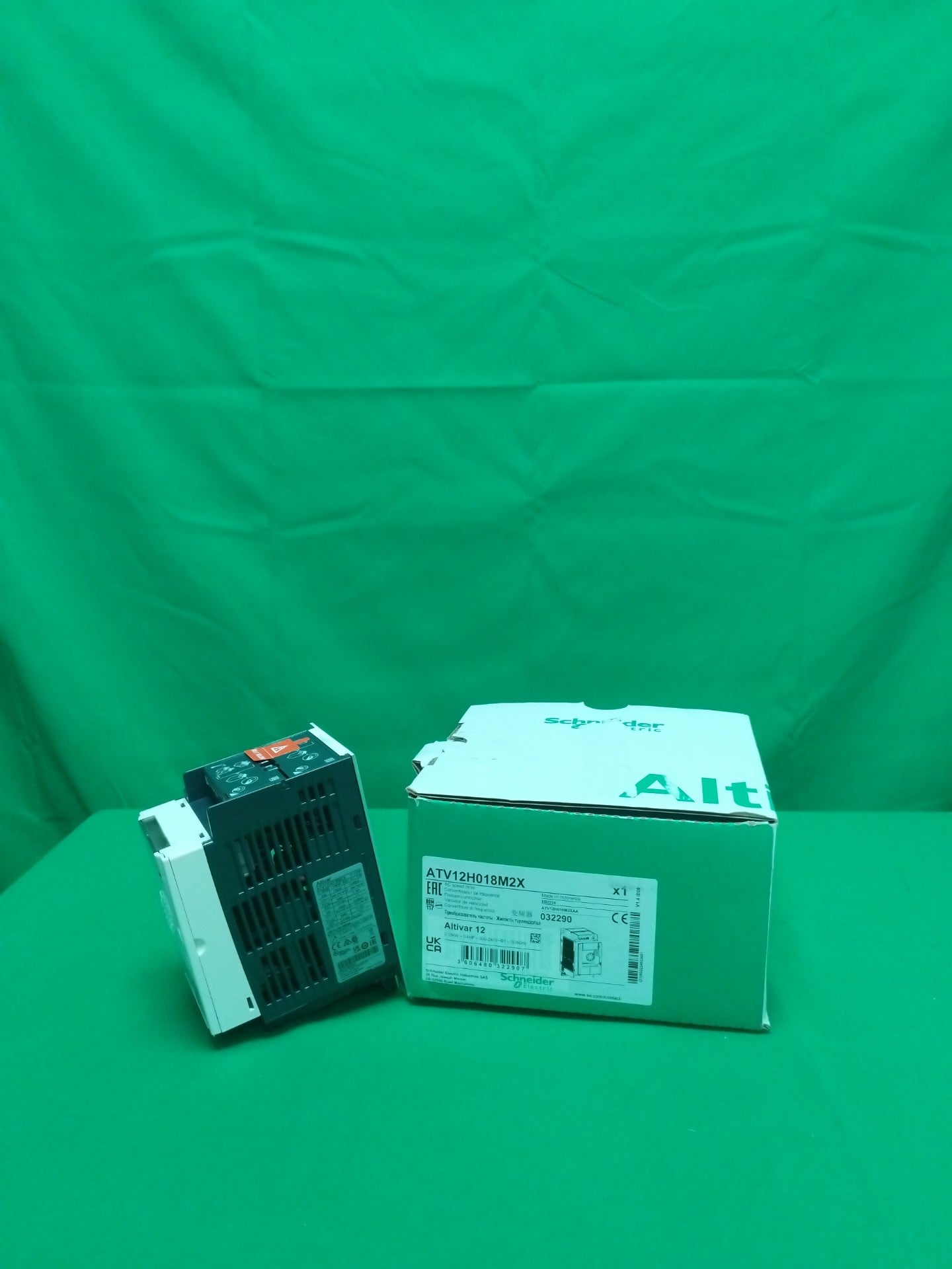 Schneider-Electric ATV12H018M2X ATV12H018M2X