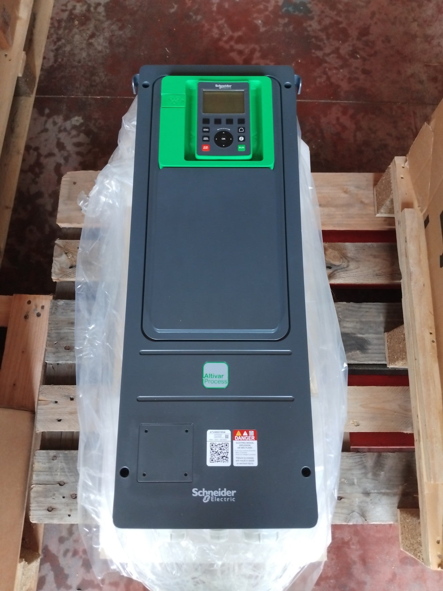 Schneider-Electric ATV650D15N4 ATV650D15N4
