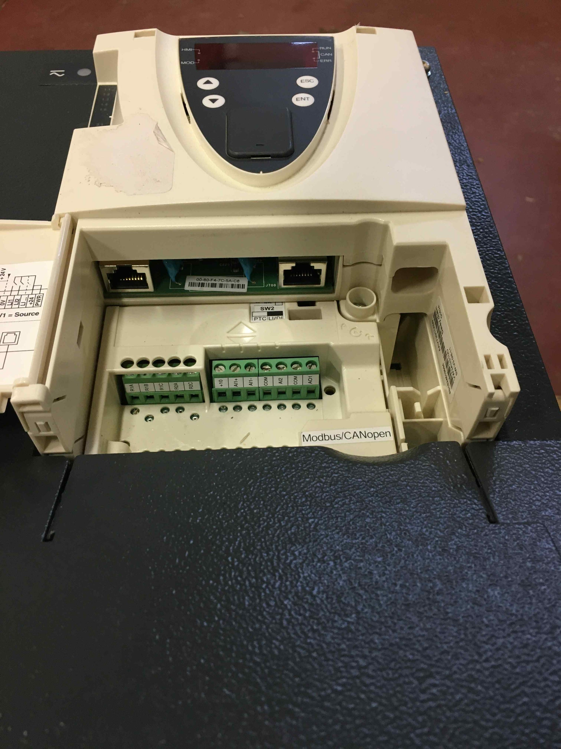 Schneider-Electric ATV71HD75Y ATV71HD75Y