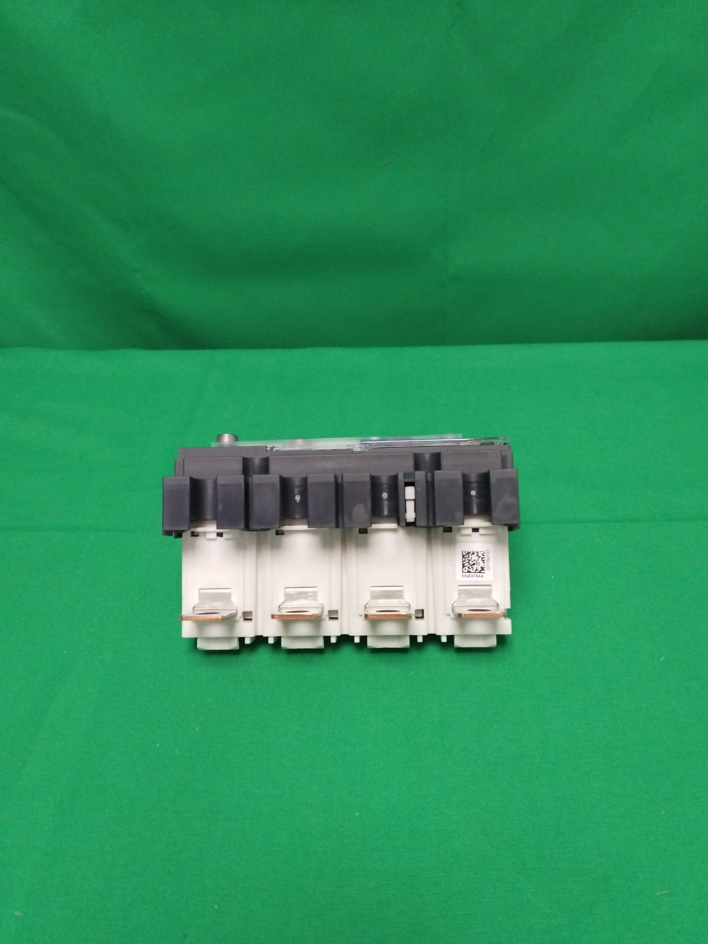Schneider-Electric C1046E040 C1046E040