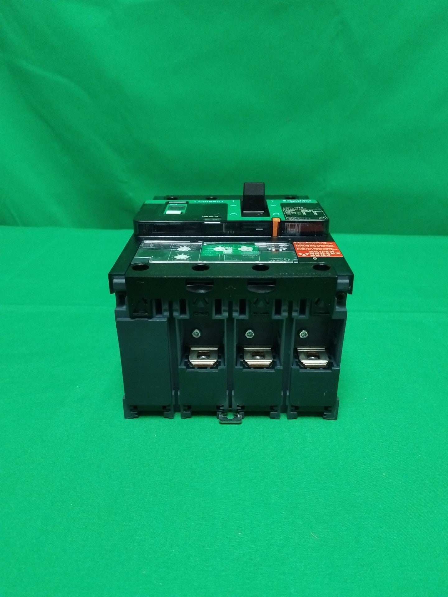 Schneider-Electric C11E34V100B C11E34V100B
