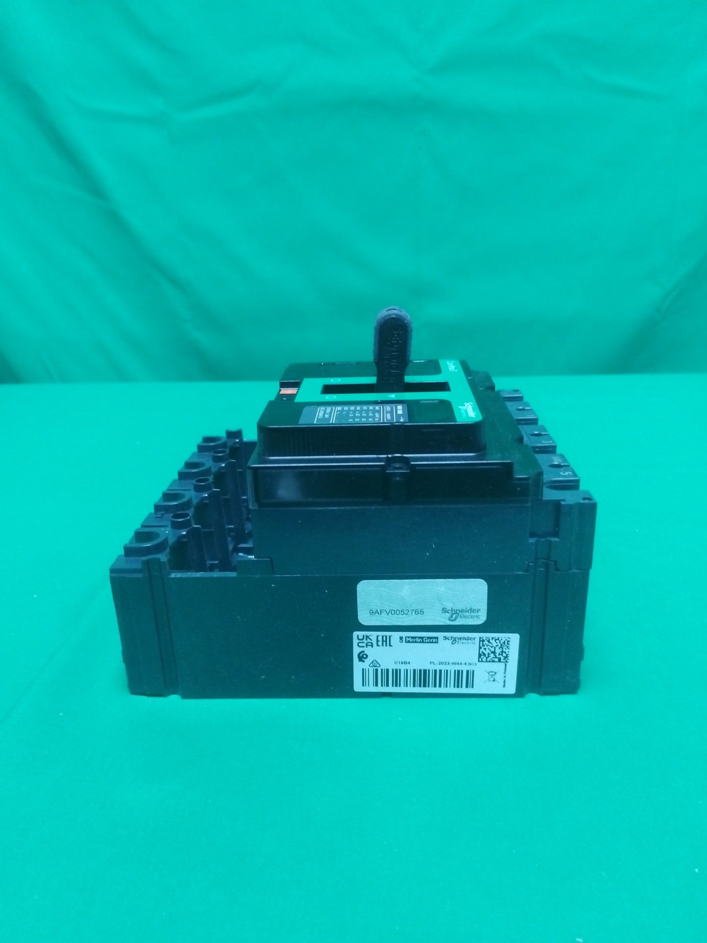 Schneider-Electric C16B4 C16B4