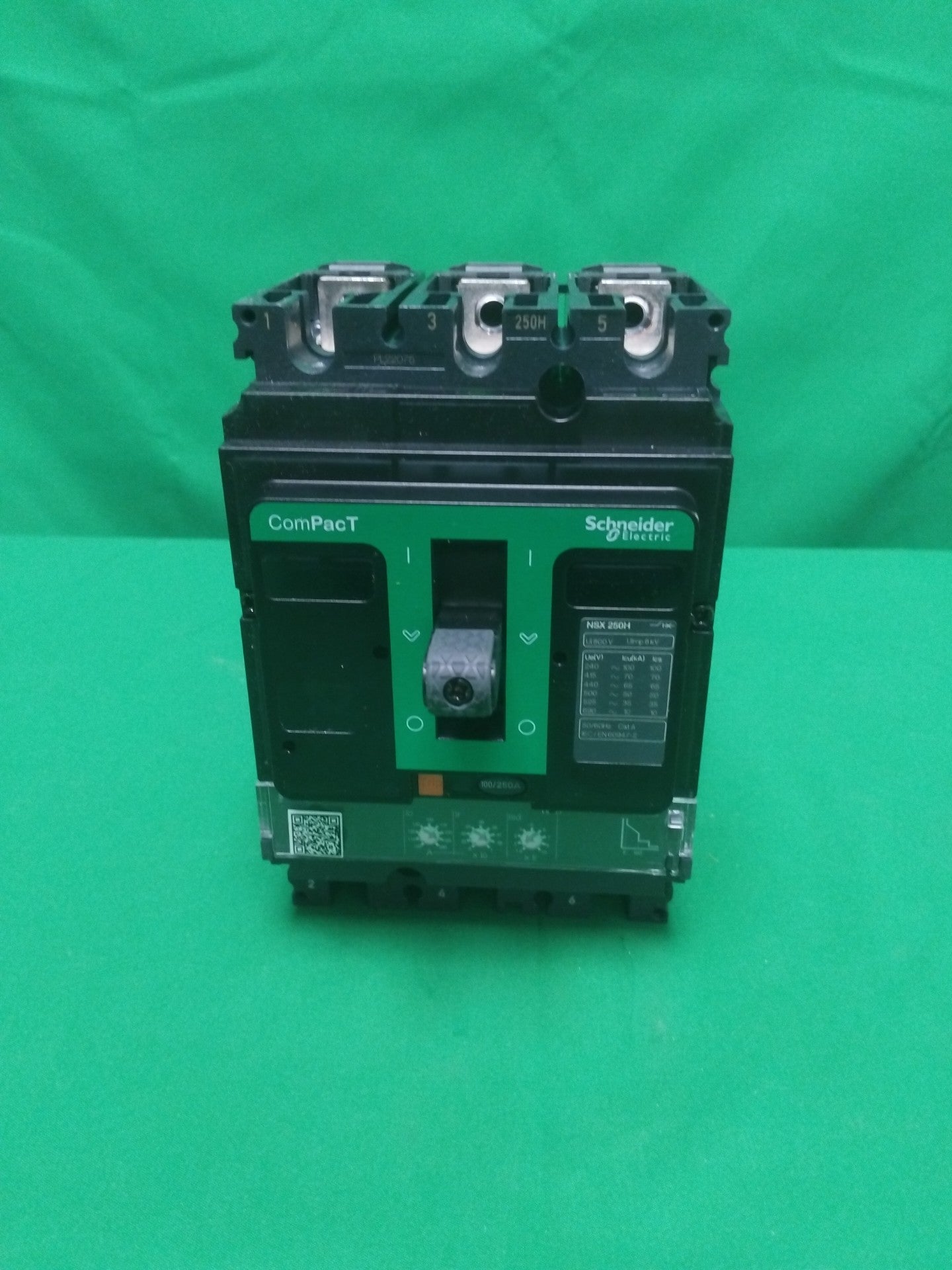 Schneider-Electric C25H32D250 C25H32D250
