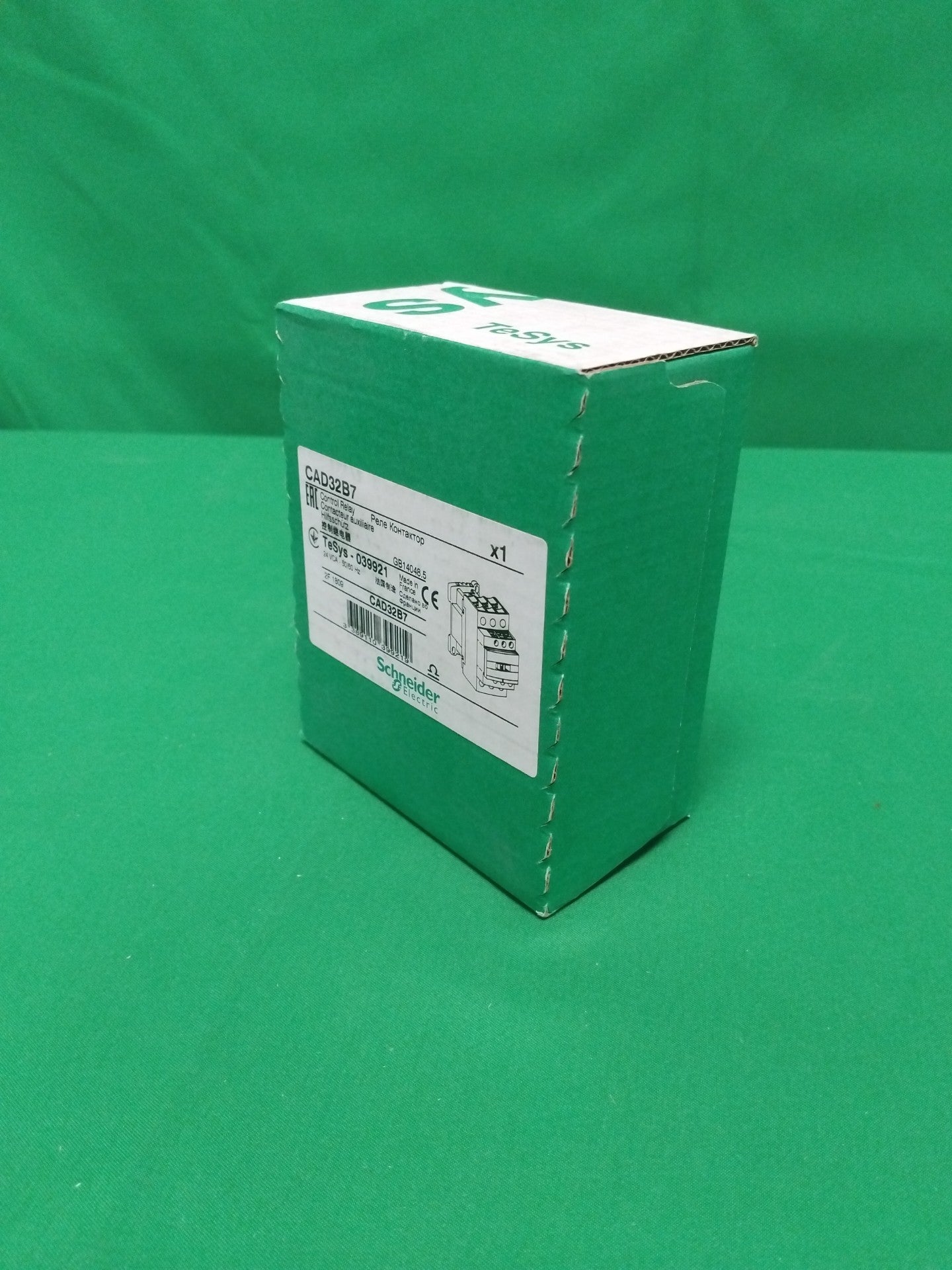 Schneider-Electric CAD32B7 CAD32B7 SEALED