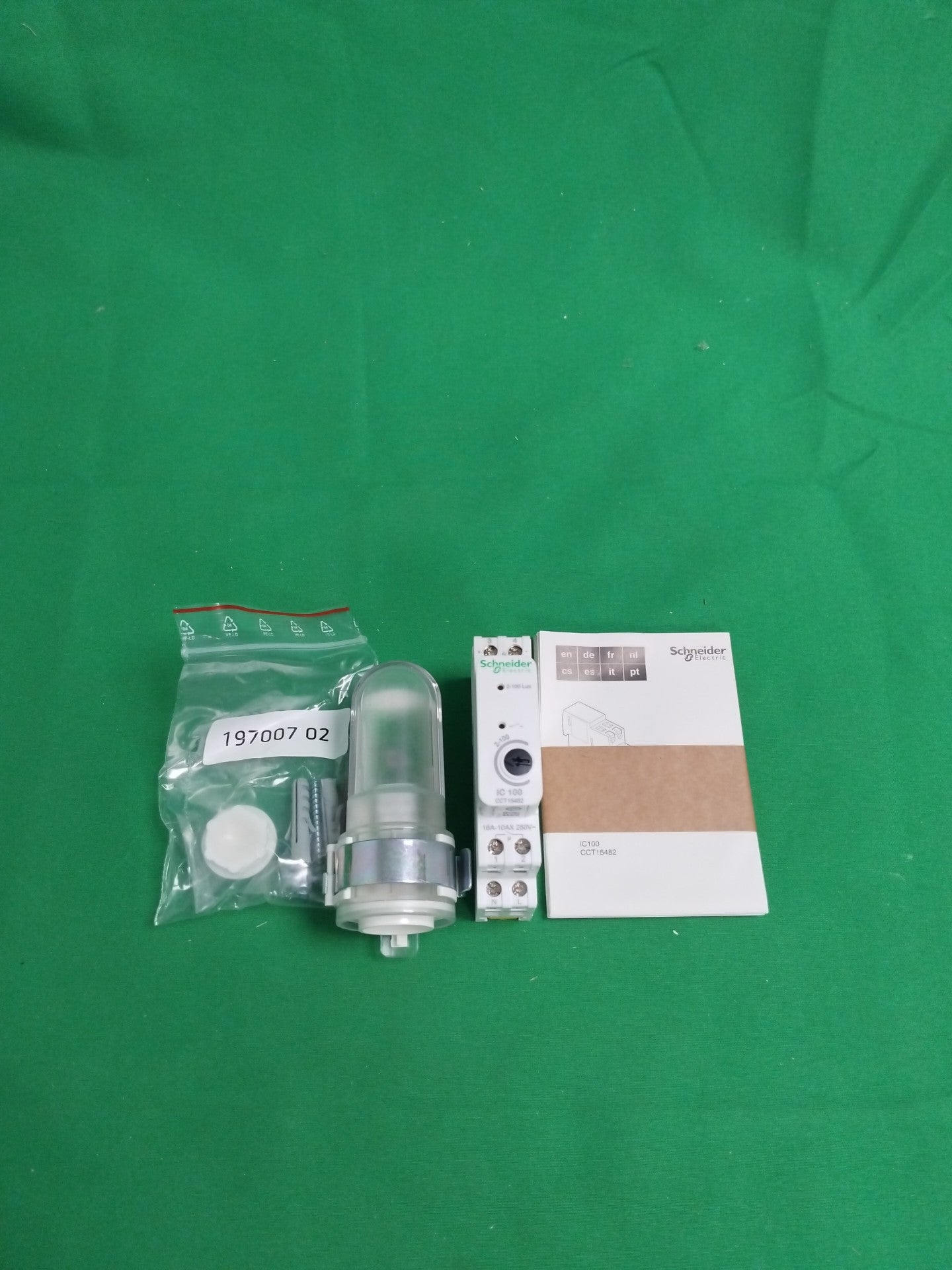 Schneider-Electric CCT15482 CCT15482