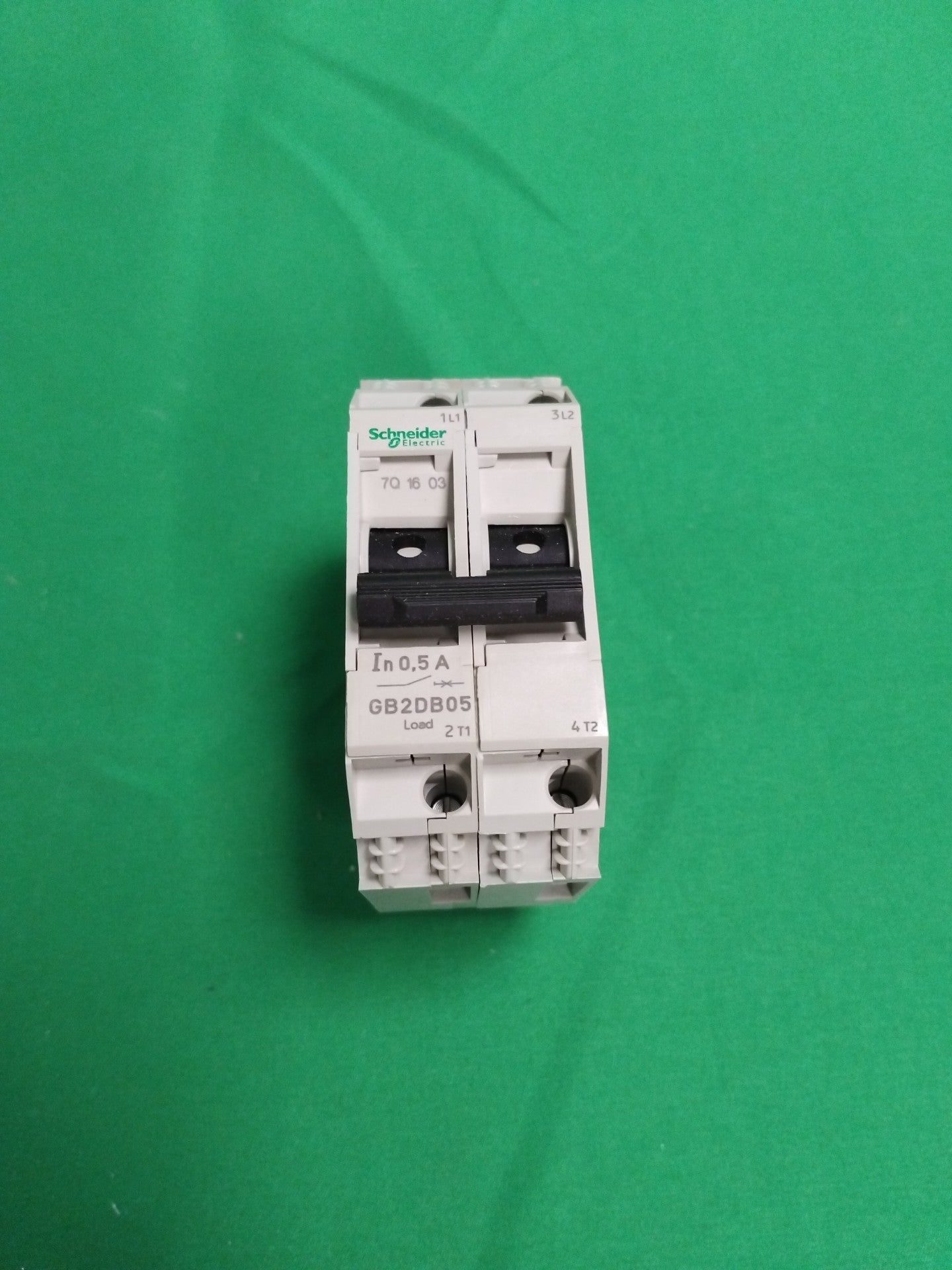 Schneider-Electric GB2 DB05 GB2DB05 Box of 3 units