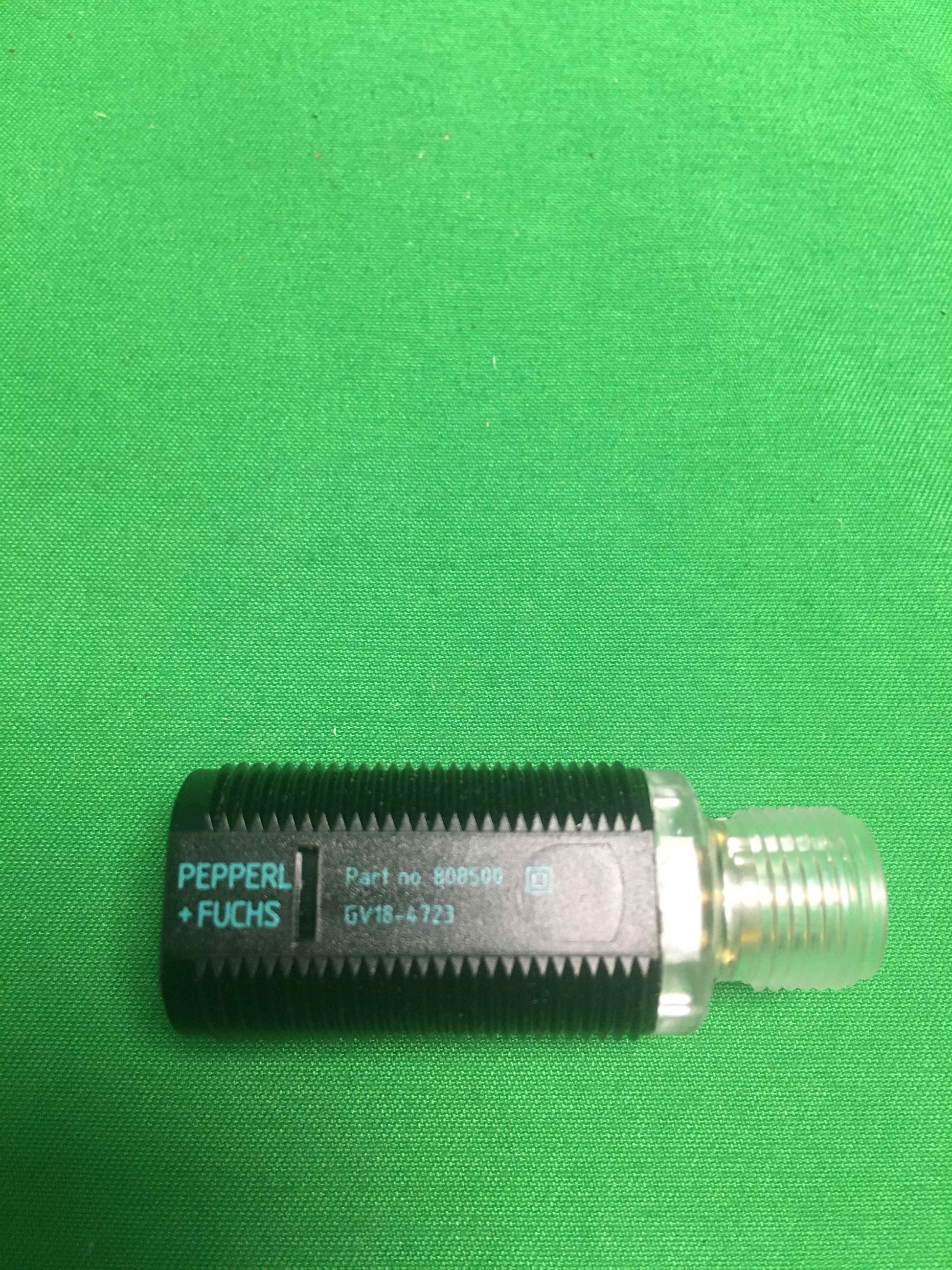 PEPPERL+FUCHS GV18-4723 GV184723 GD18 WITHOUT ORIGINAL PACKAGING