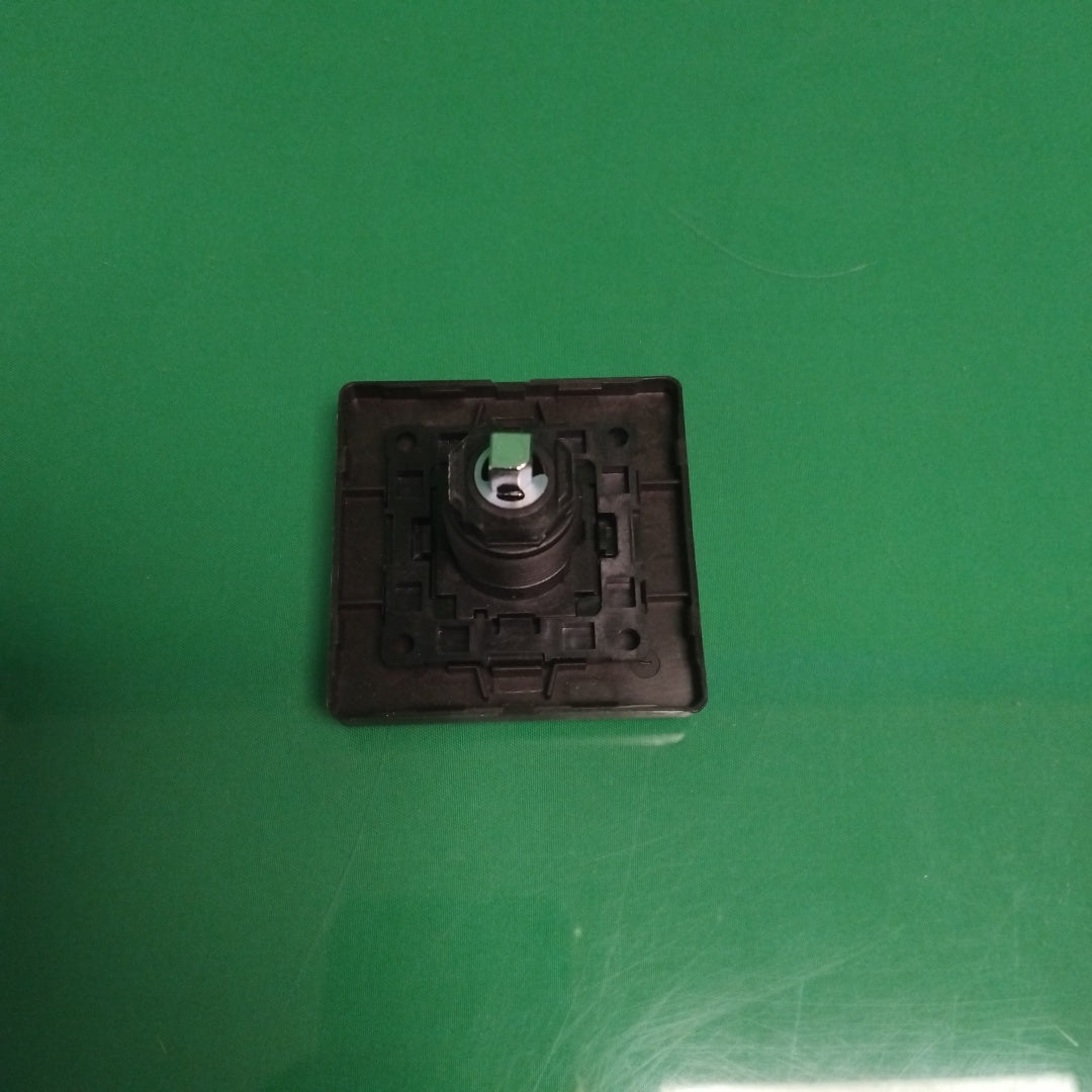 15651