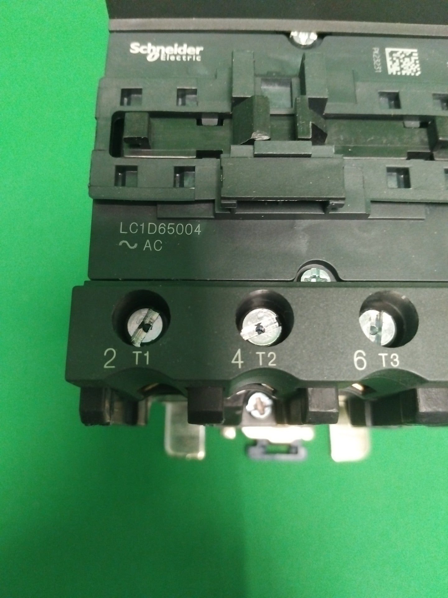 Schneider-Electric LC1D65004P7S335 LC1D65004P7S335
