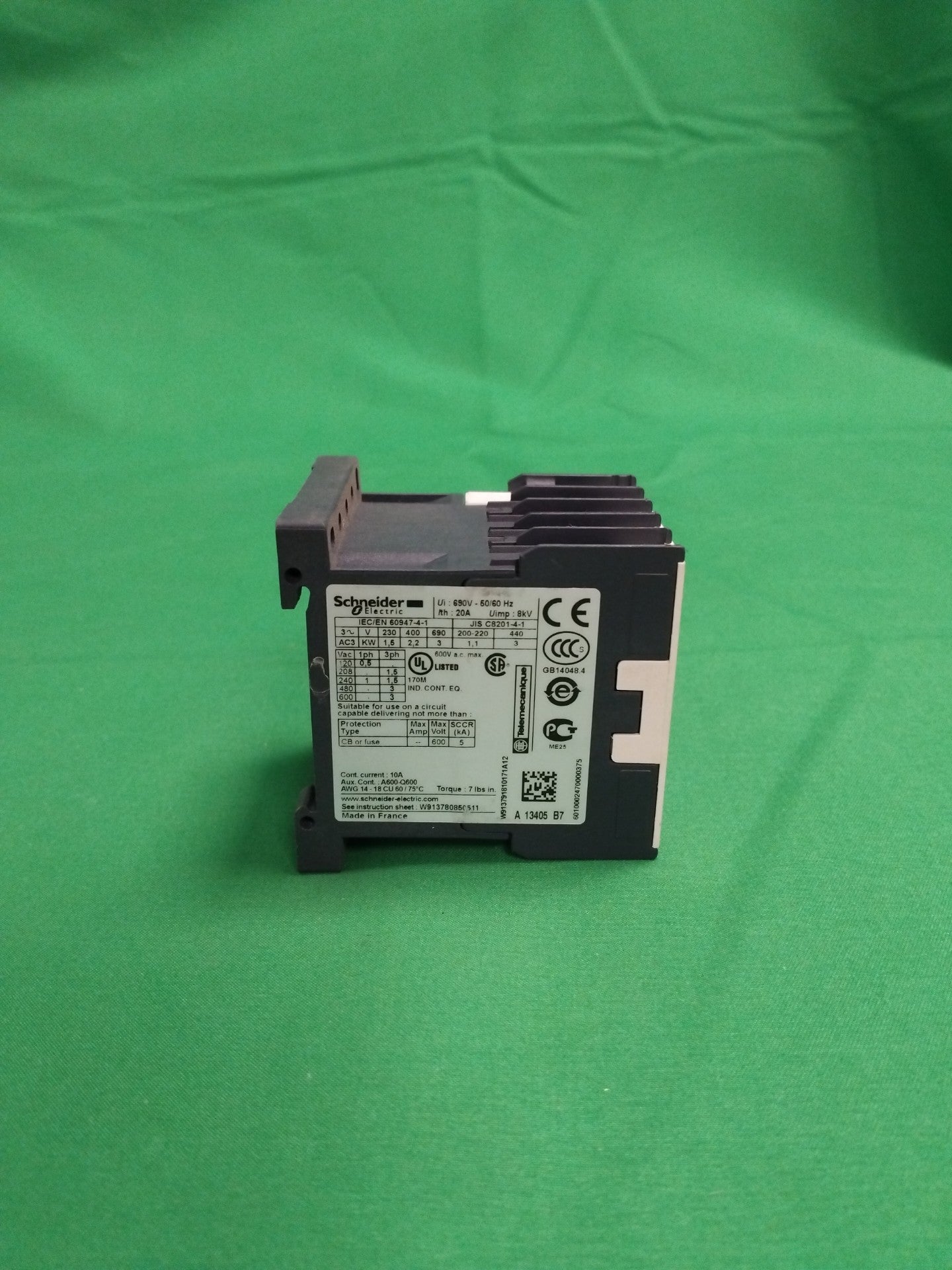 Schneider-Electric LC1K0601B7 LC1K0601B7 WITHOUT ORIGINAL PACKAGING