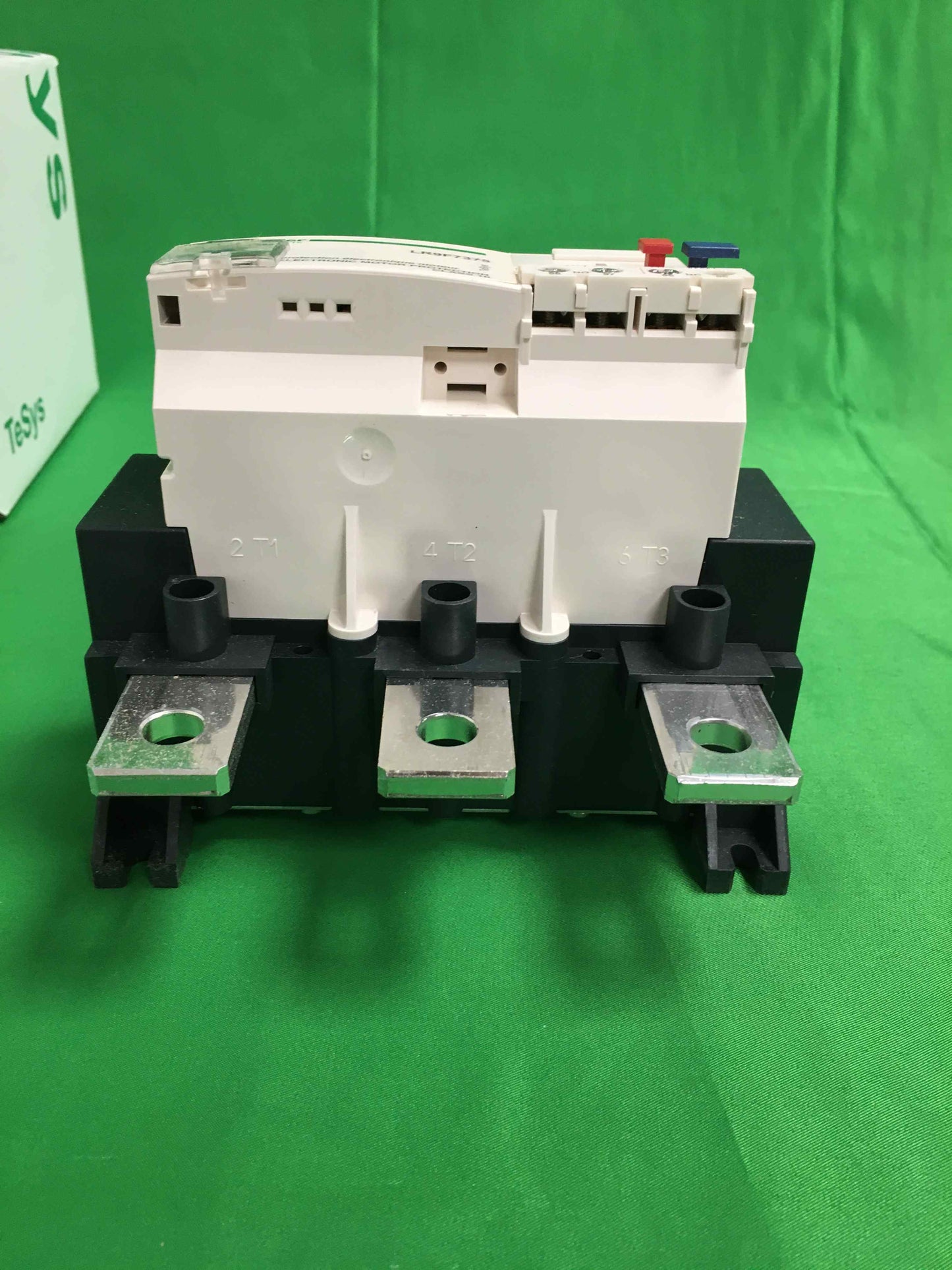 8204