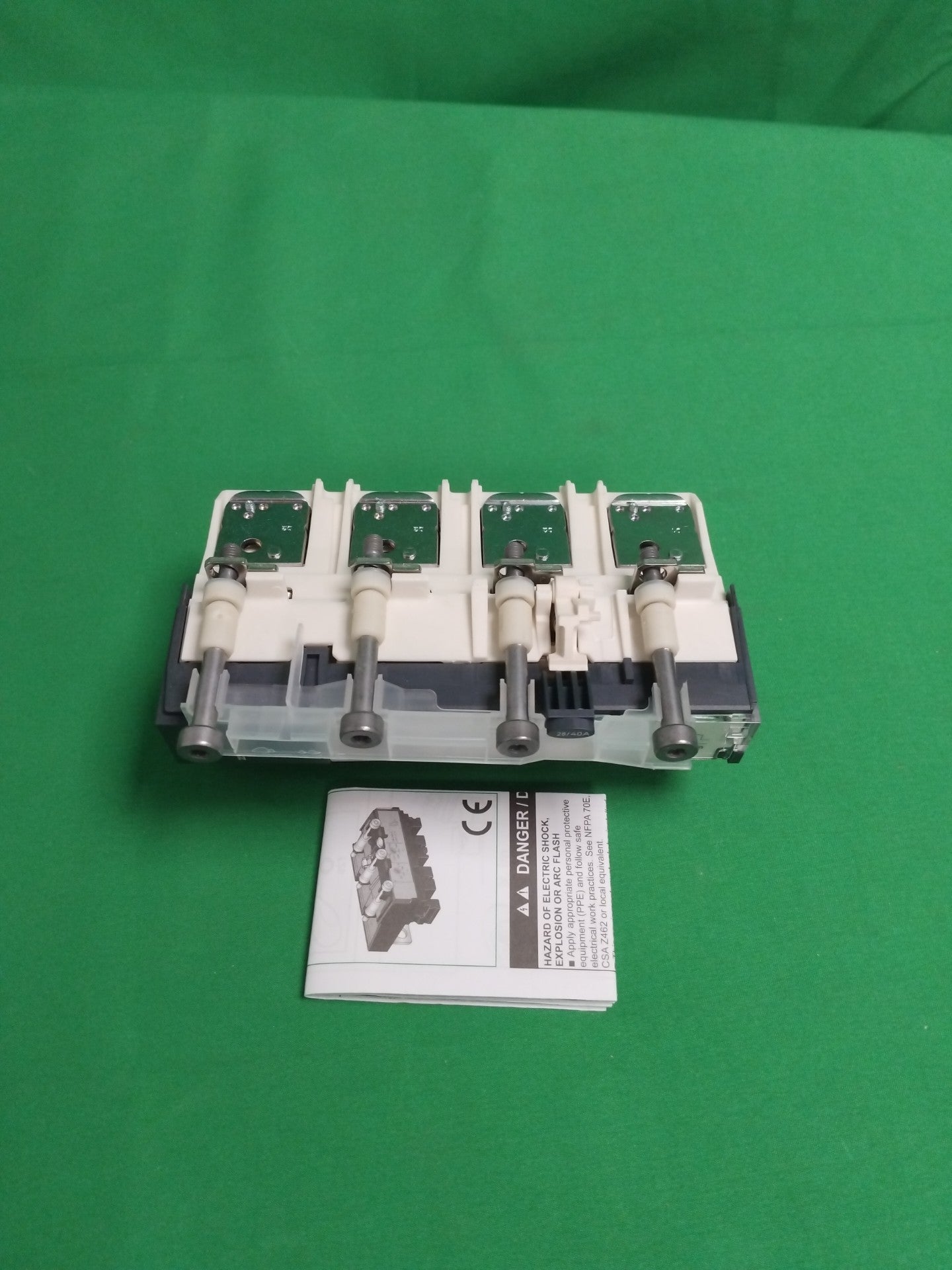 Schneider-Electric LV429054 LV429054