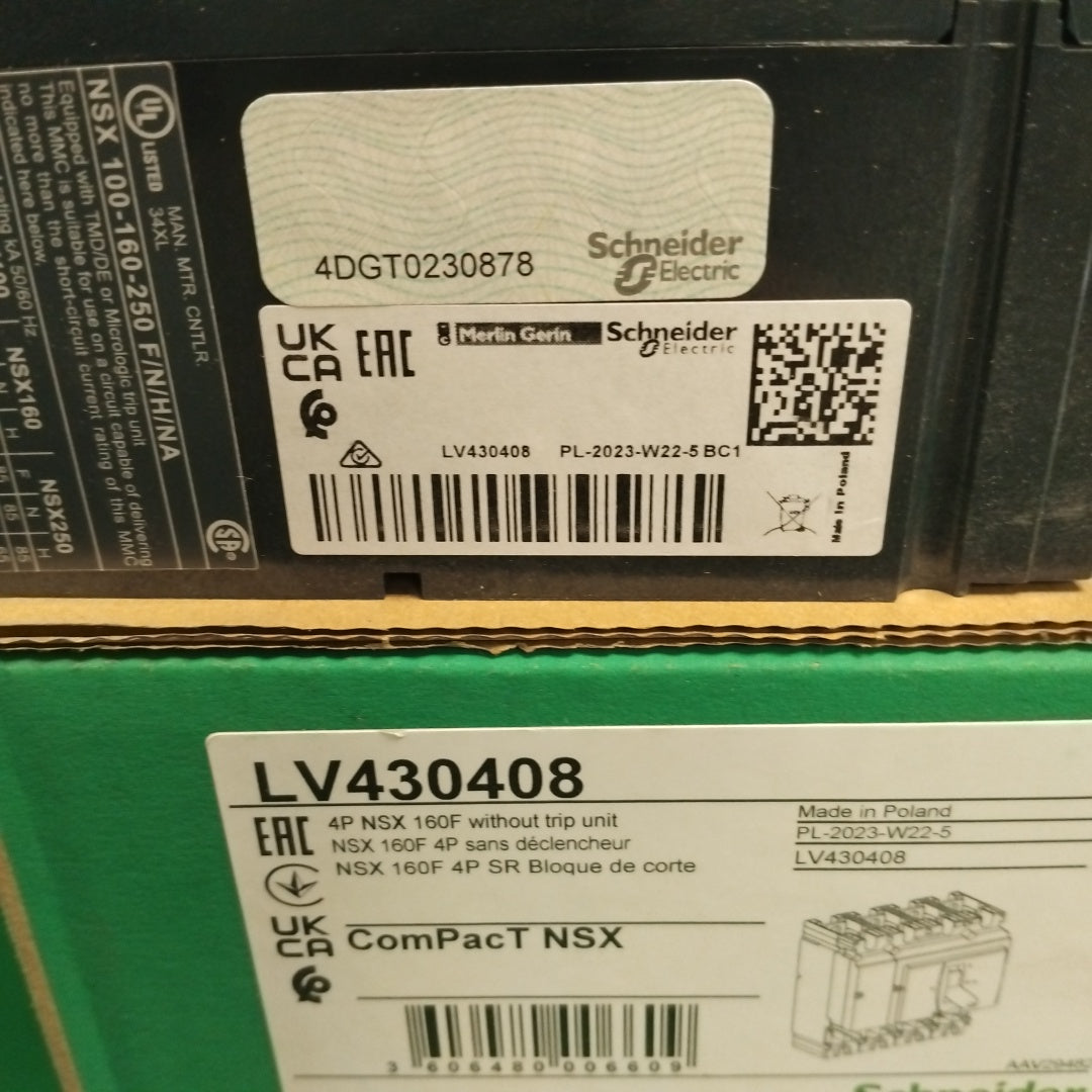 15876
