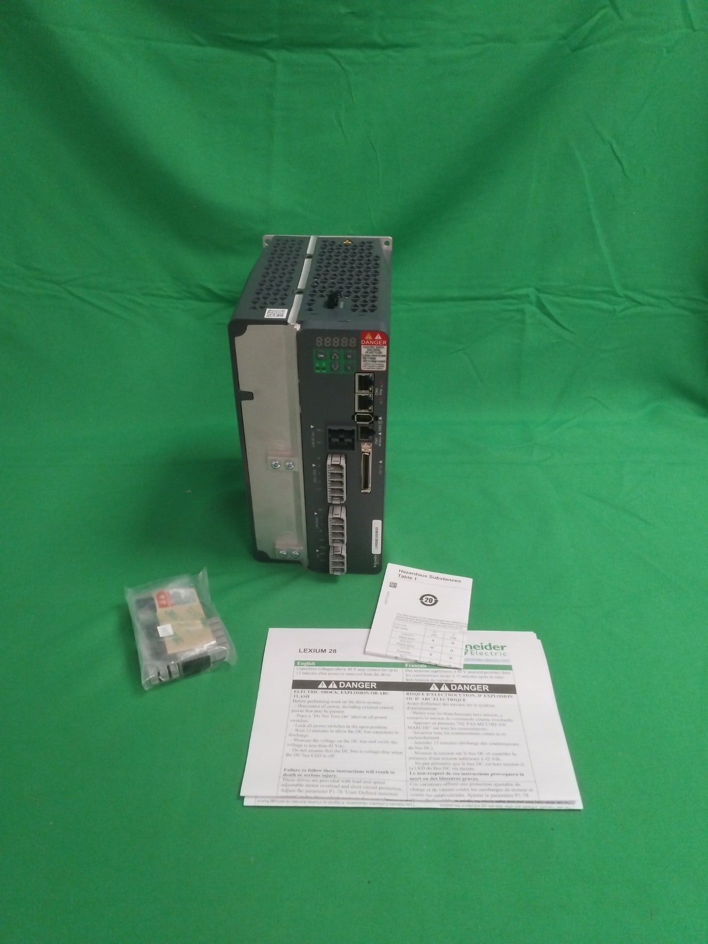 Schneider-Electric LXM28EU30M3X LXM28EU30M3X