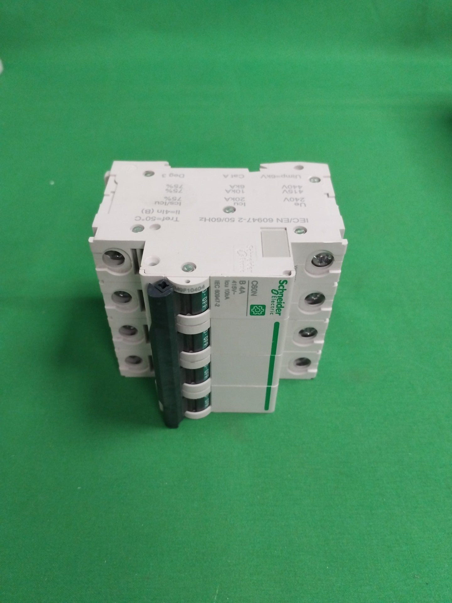 Schneider-Electric M9F10404 M9F10404 WITHOUT ORIGINAL PACKAGING