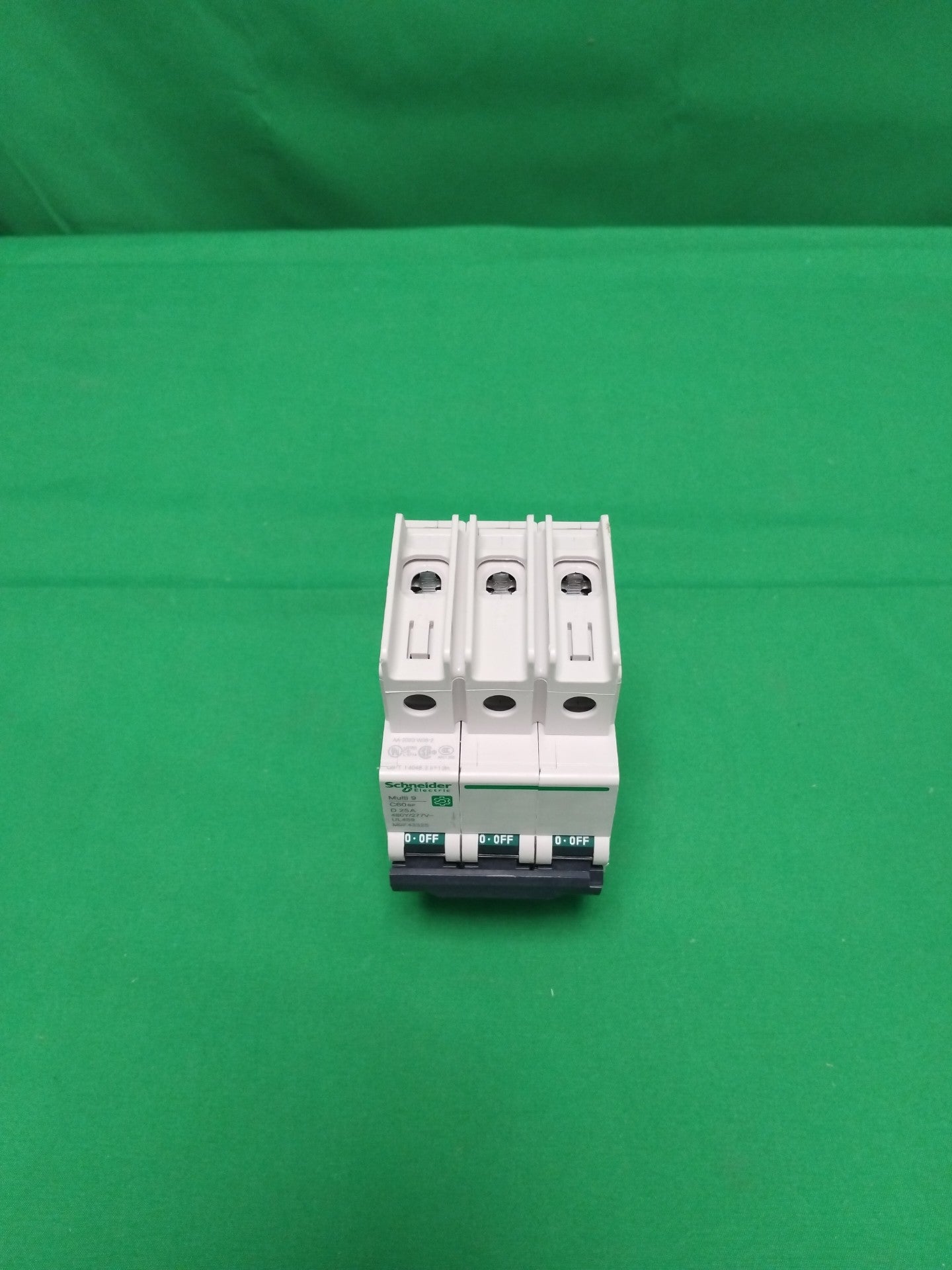 Schneider-Electric M9F43225 M9F43225 WITHOUT ORIGINAL PACKAGING