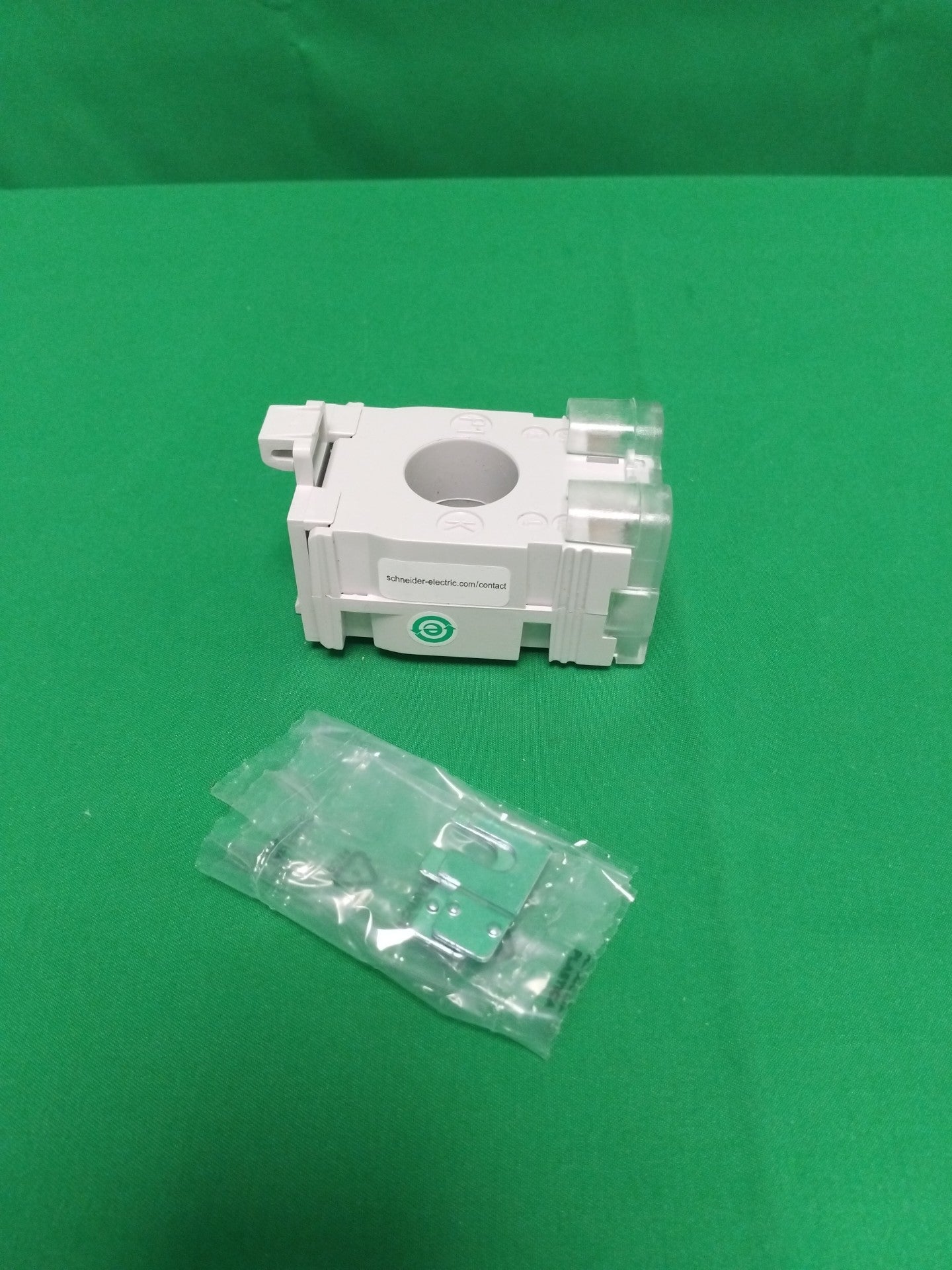 Schneider-Electric METSECT5CC013 METSECT5CC013