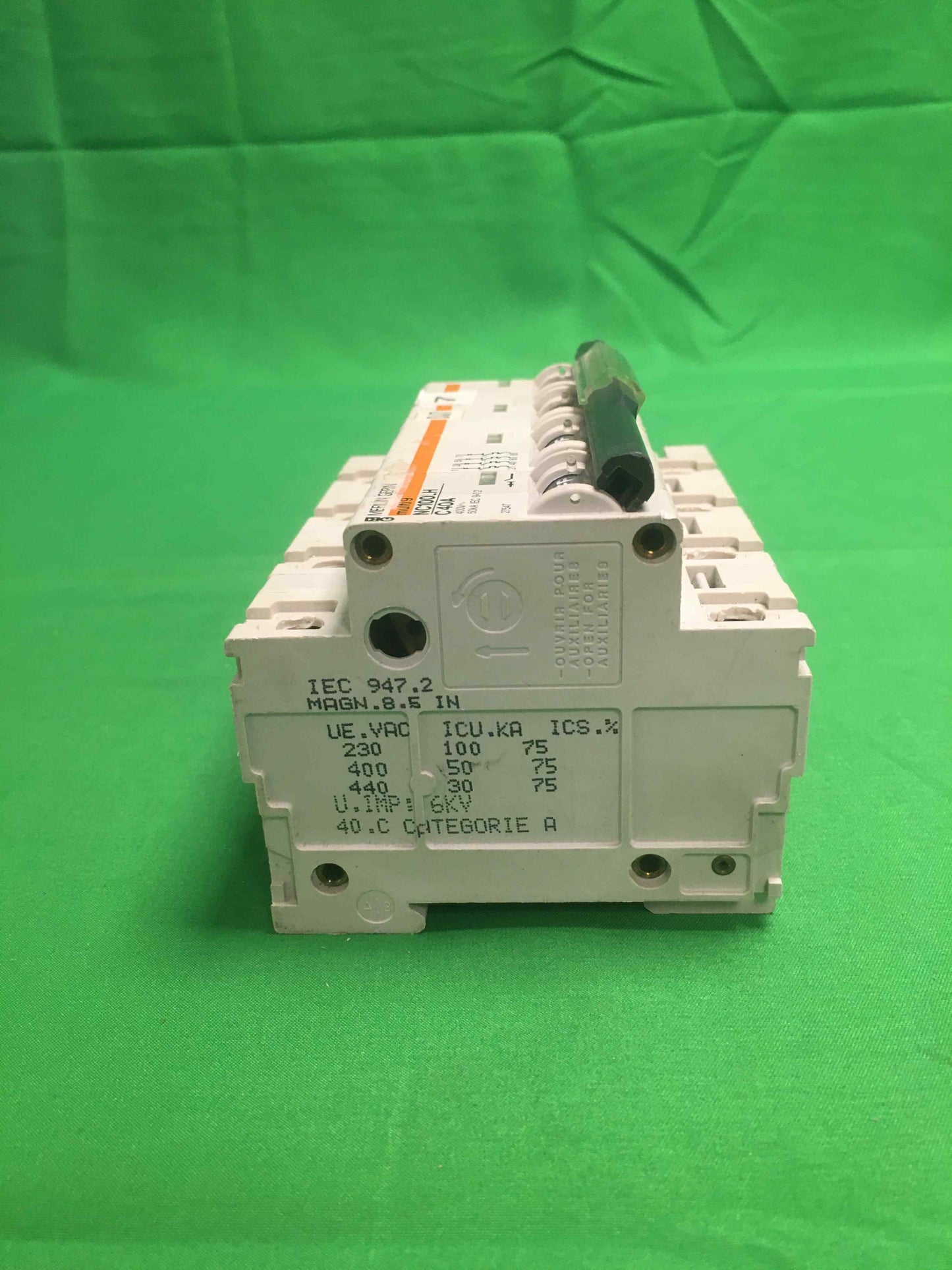MERLIN GERIN NC100LH NC100LH C40A
