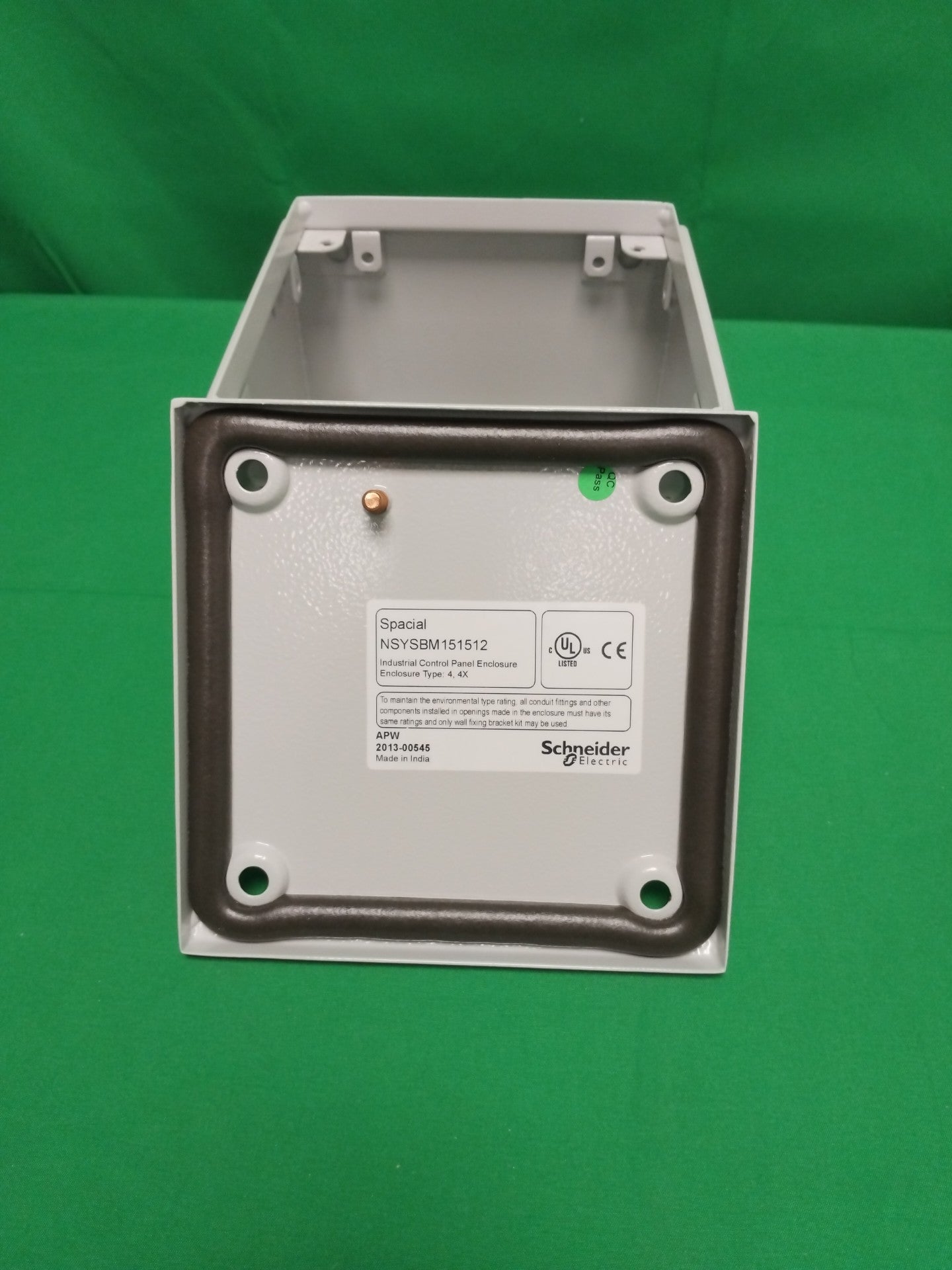 9573