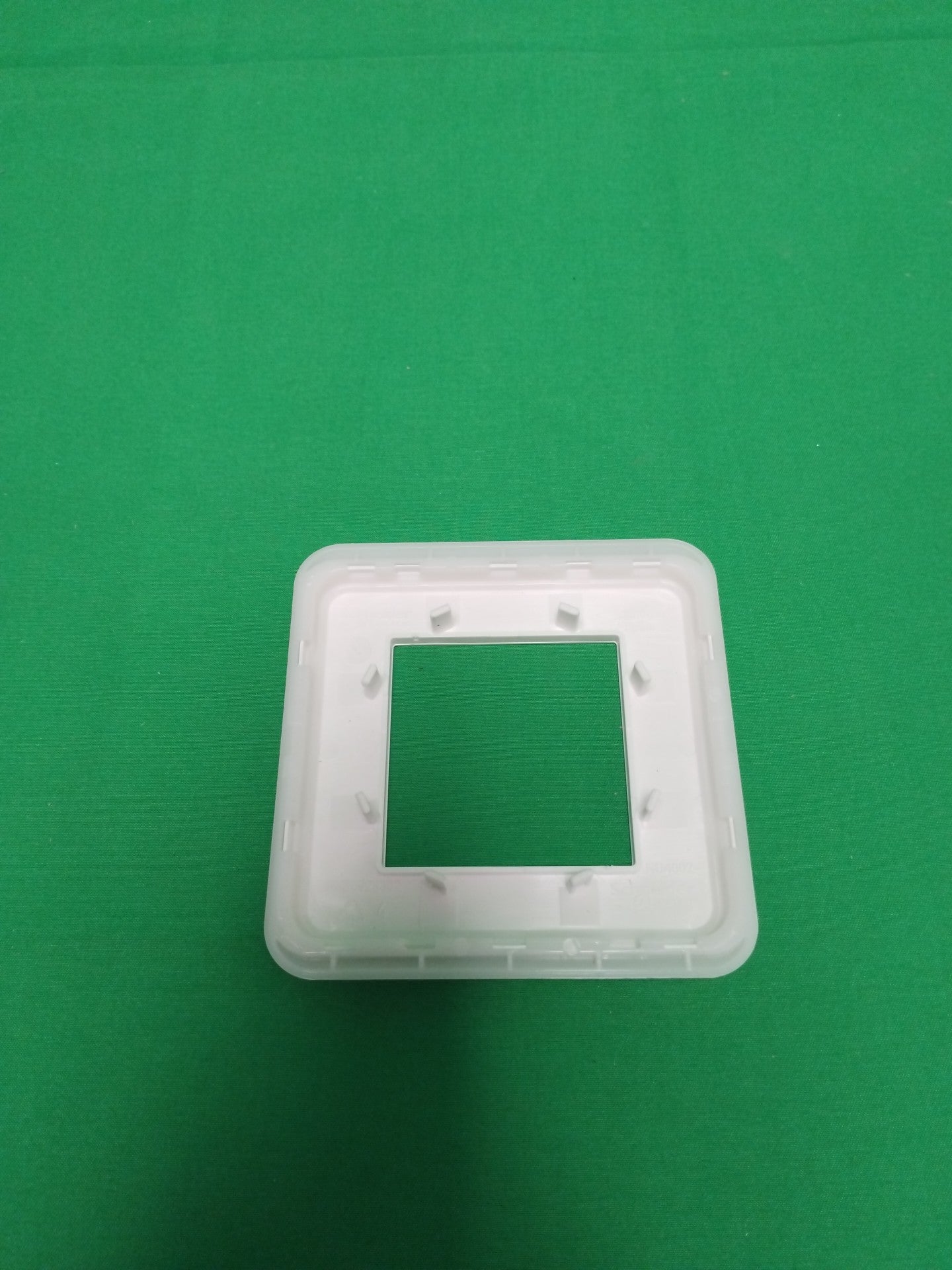 Schneider-Electric NU400218W NU400218W