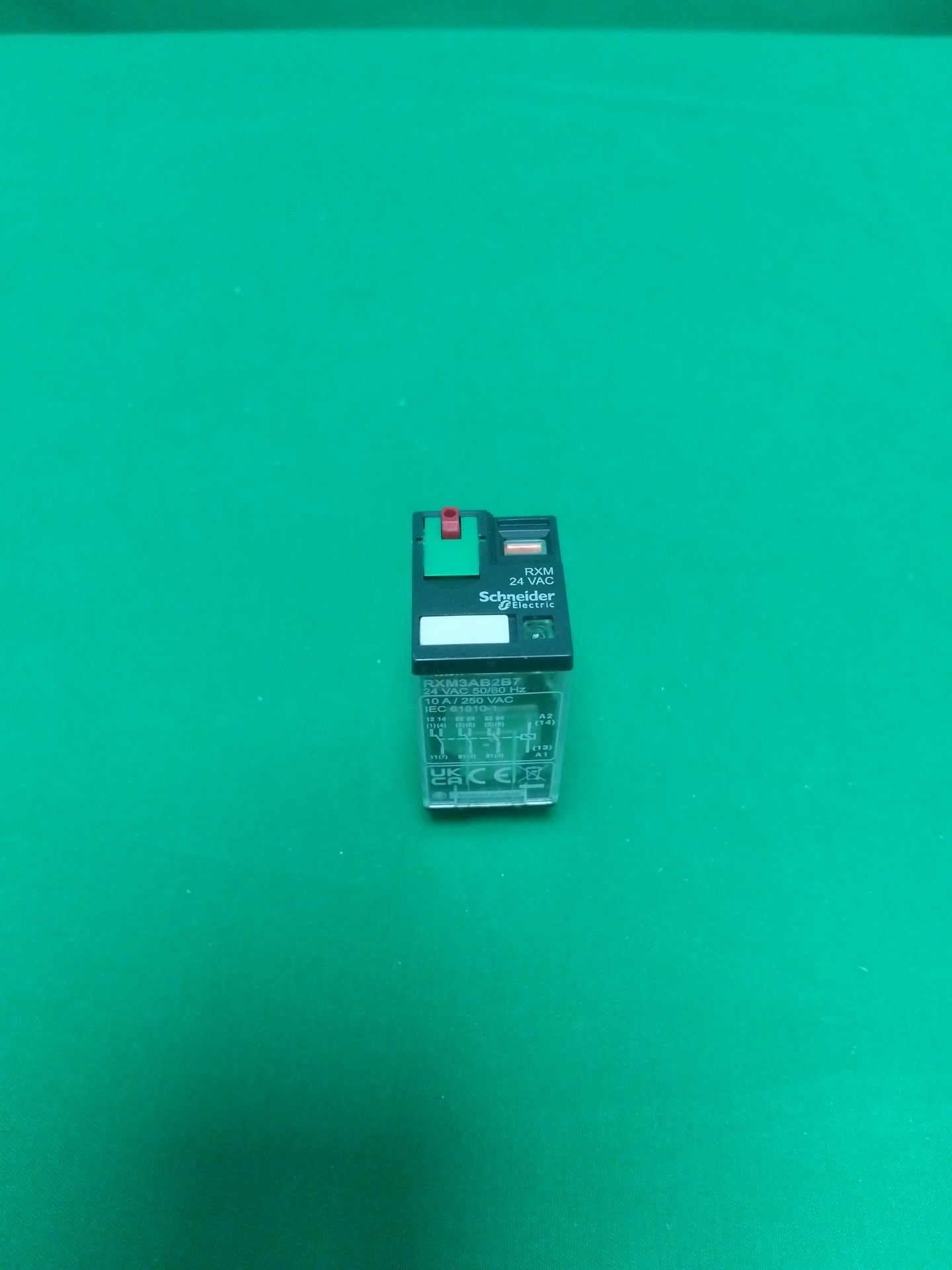 10855