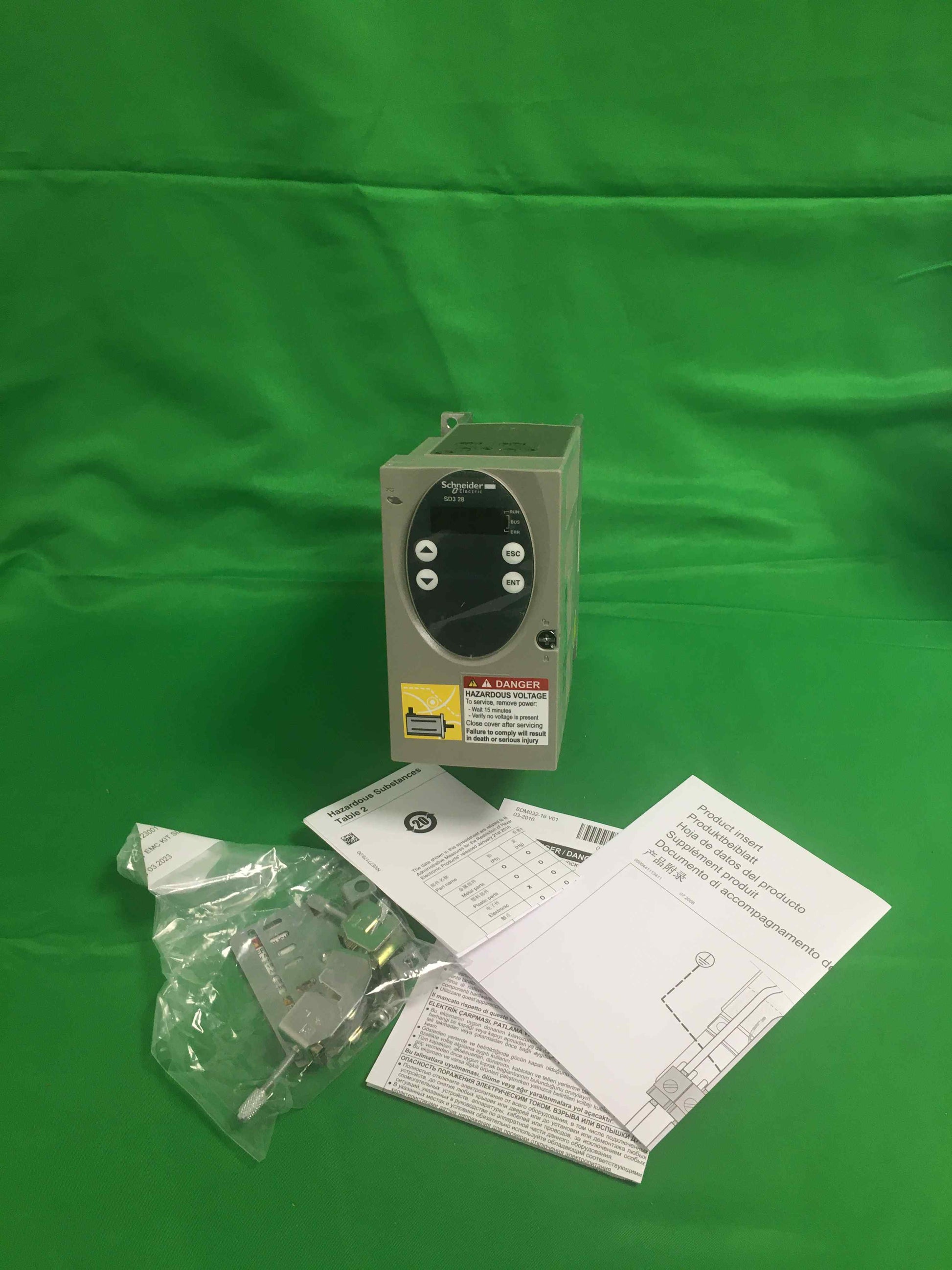 Schneider-Electric SD328AU25S2 SD328AU25S2 V1.502 QD 30.06.2023