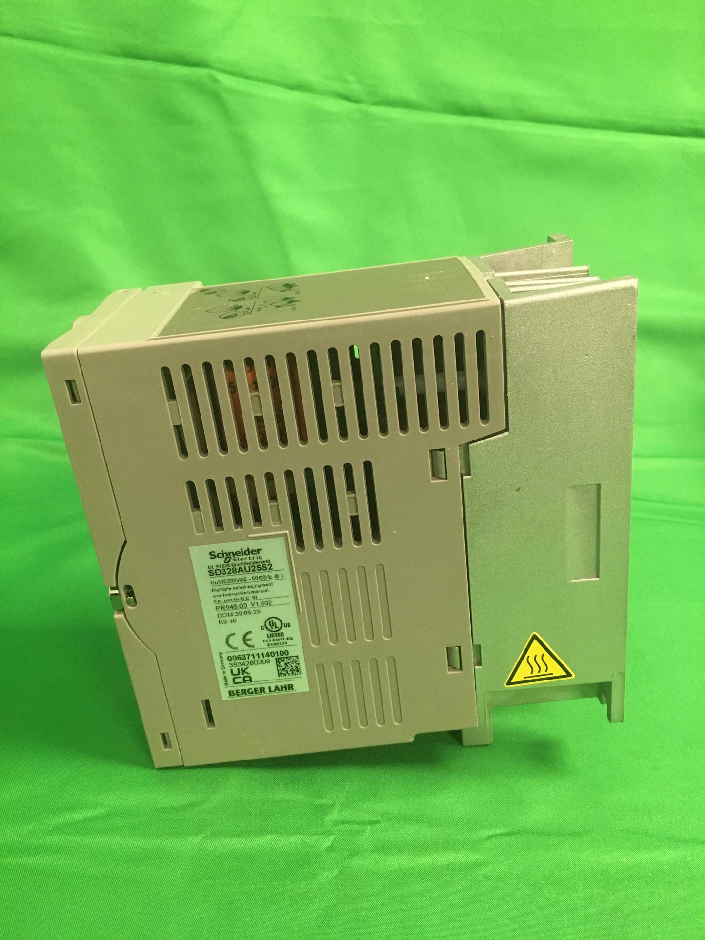Schneider-Electric SD328AU25S2 SD328AU25S2 V1.502 QD 30.06.2023