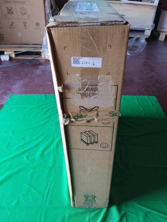 8981