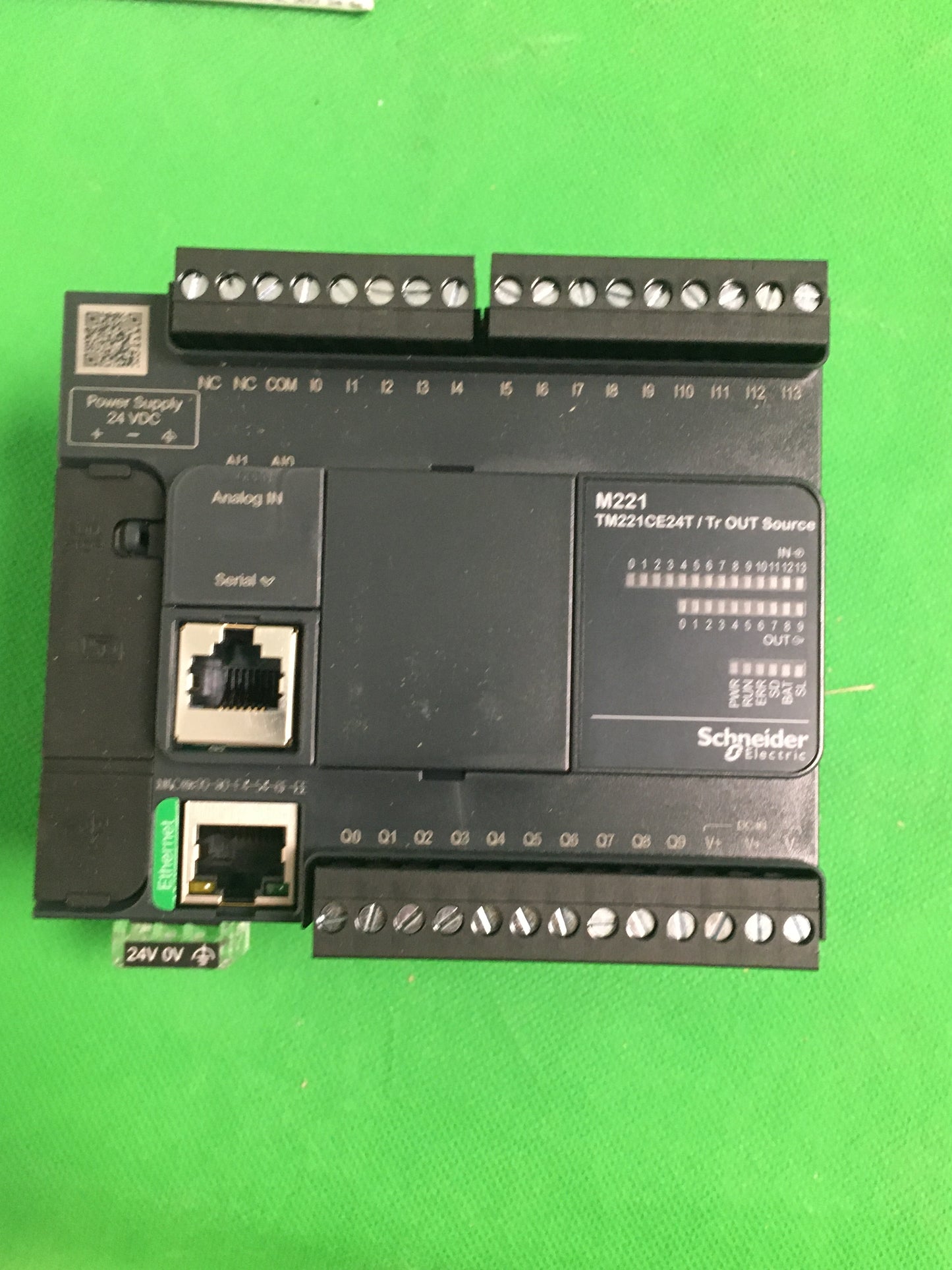 Schneider Electric-TM221CE24T/TM221CE24T