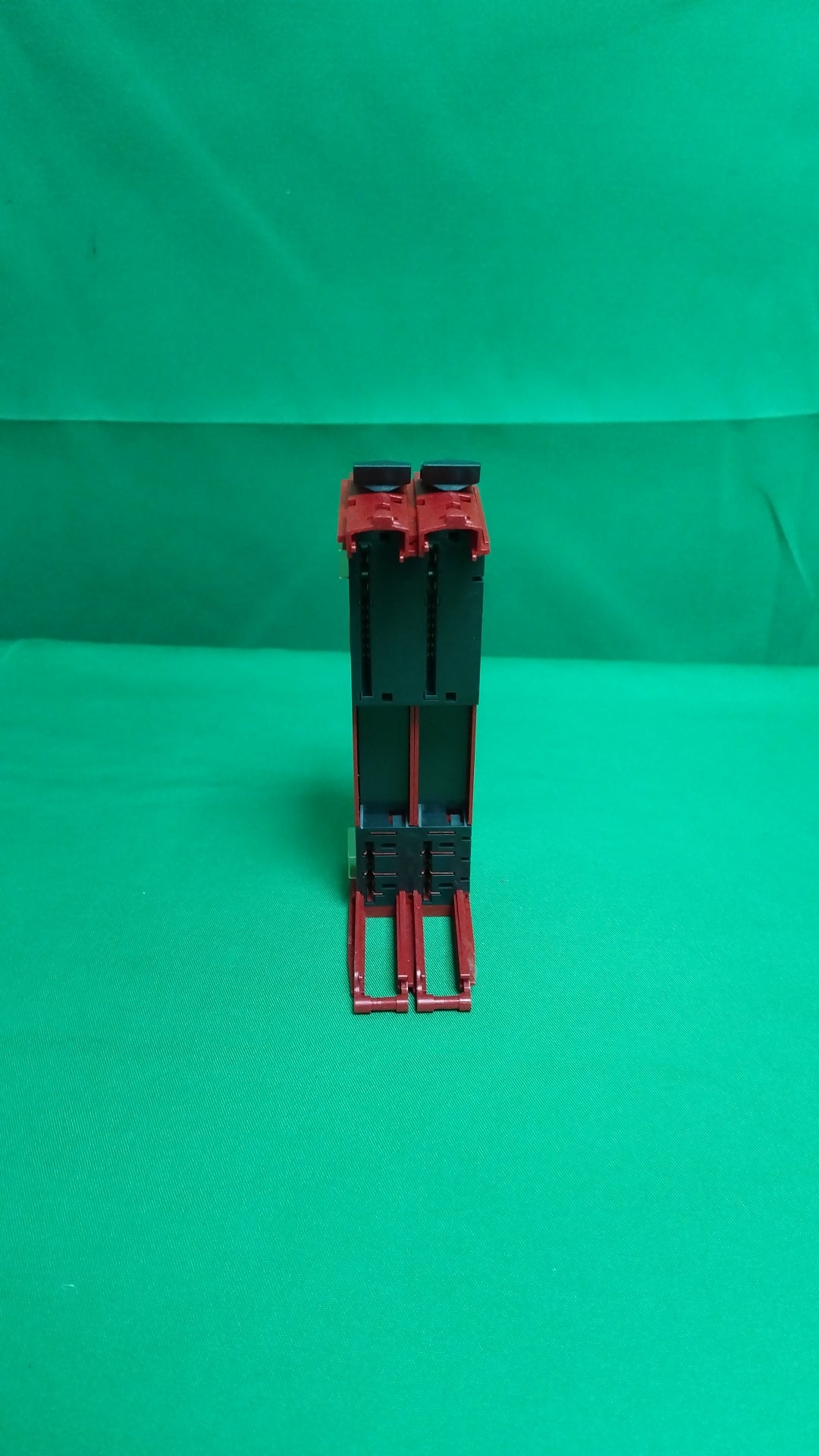 13597