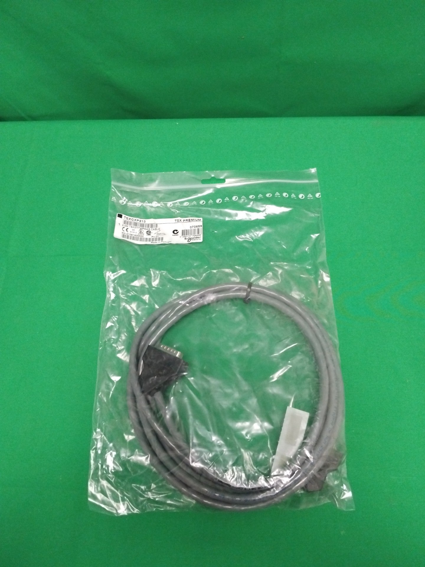 Schneider-Electric TSXCXP213 TSXCXP213