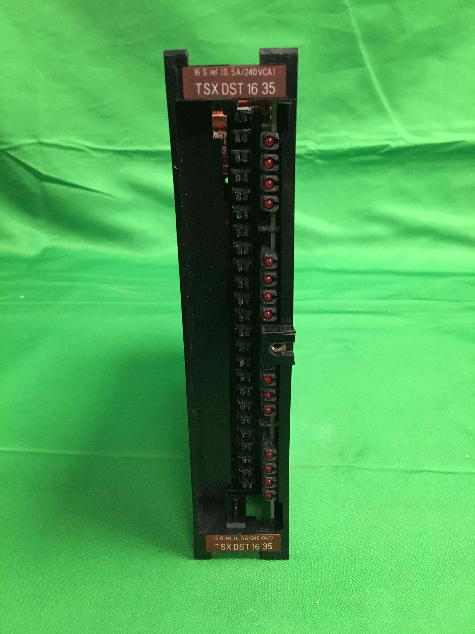 Schneider-Electric TSXDST1635 TSXDST1635