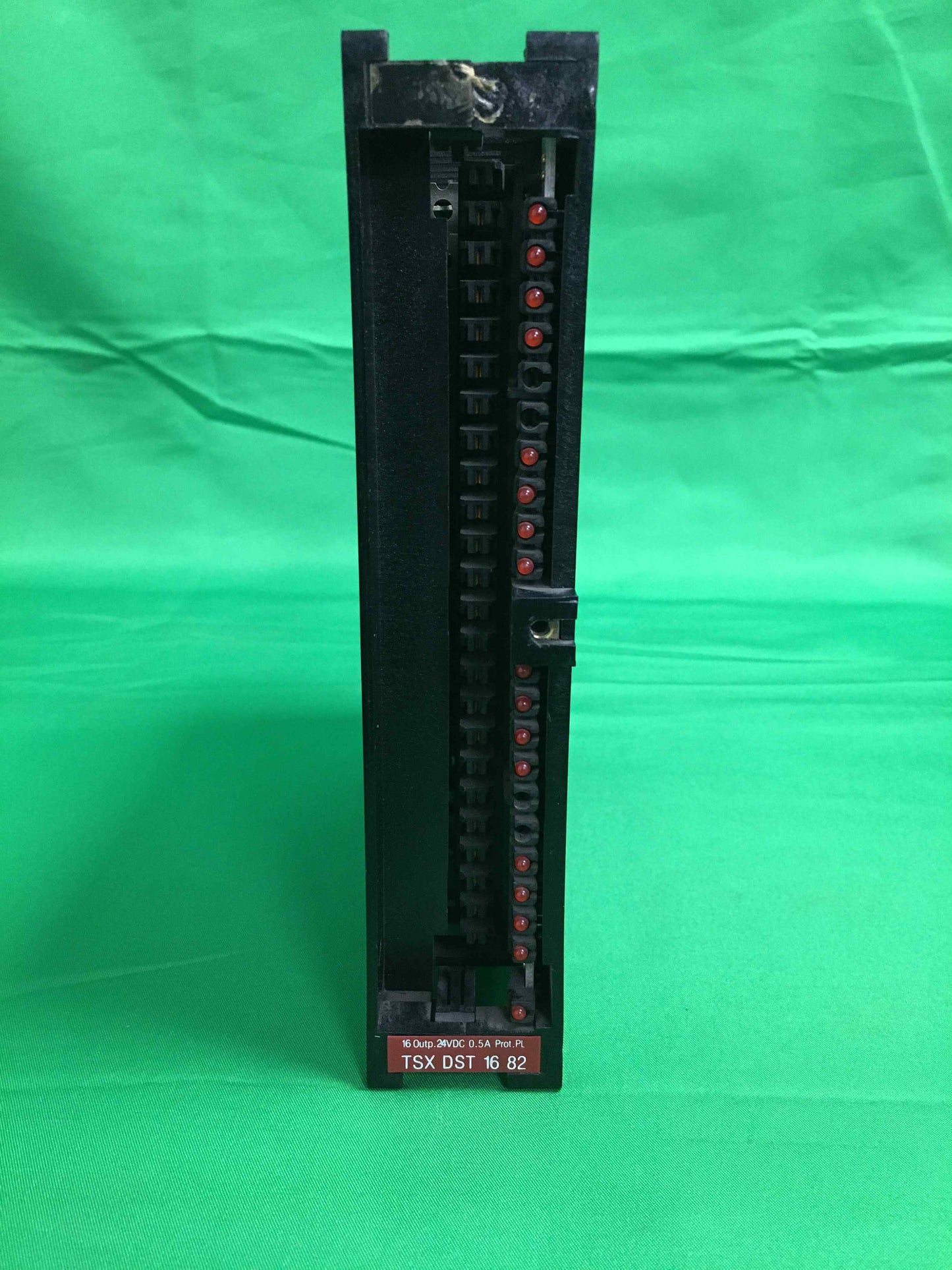 Telemecanique TSX DST 1682 TSXDST1682 Schneider-Electric