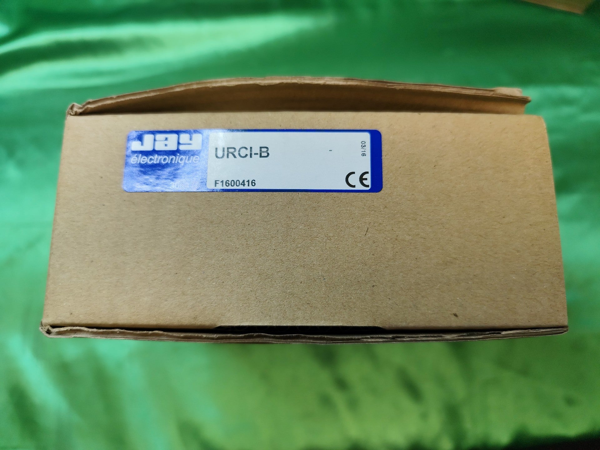 12916