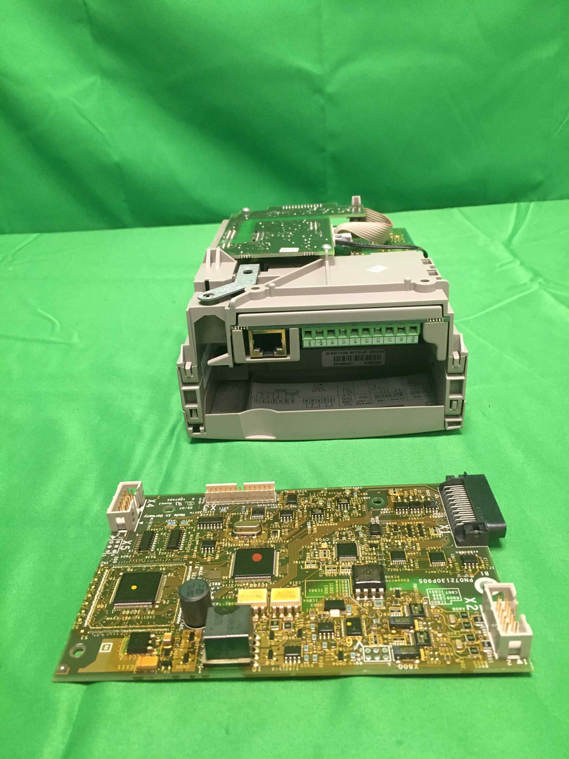 Schneider-Electric VX4A61101Y