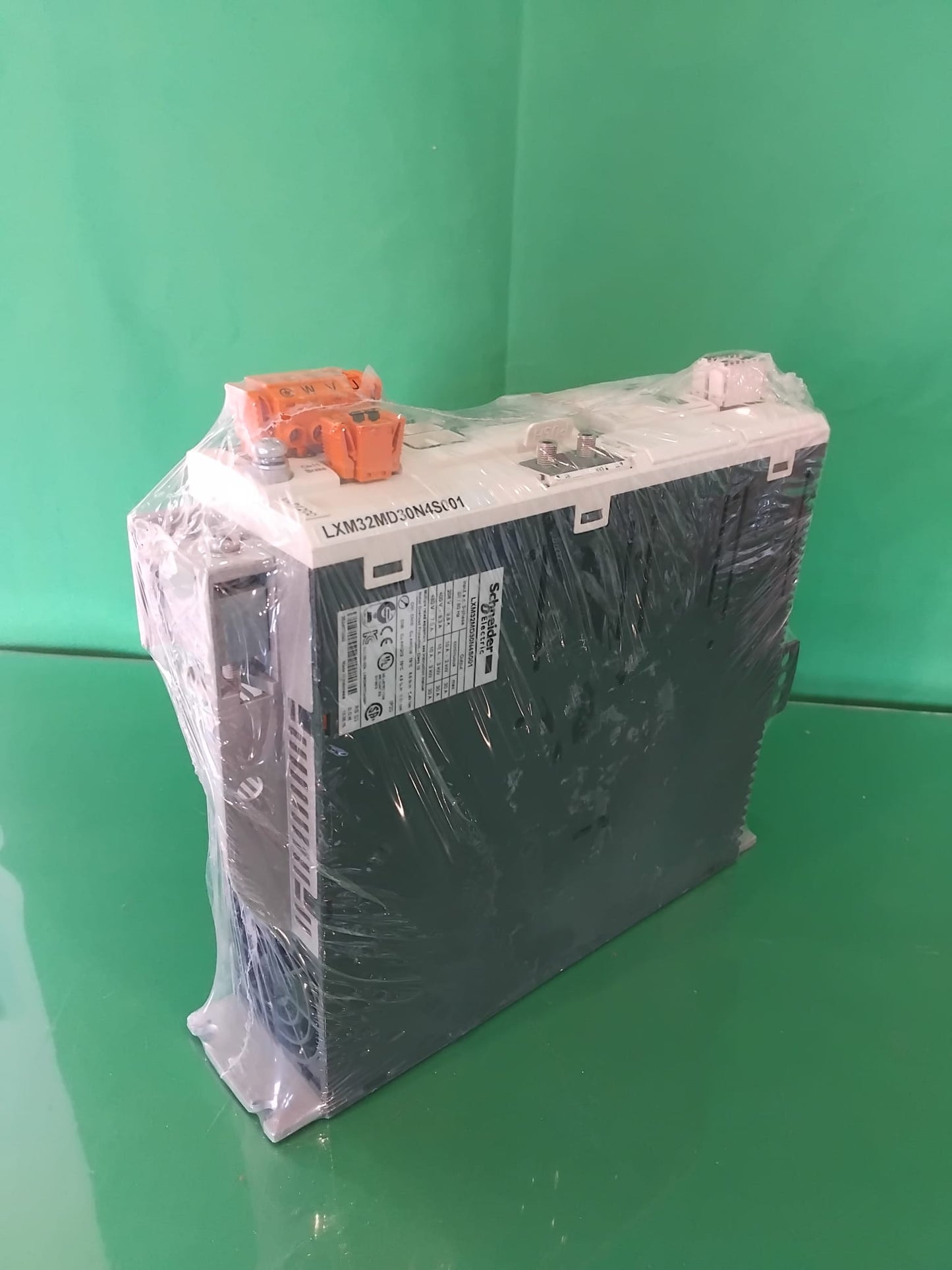 Schneider Electric-LXM32MD30N4S001/LXM32MD30N4S001