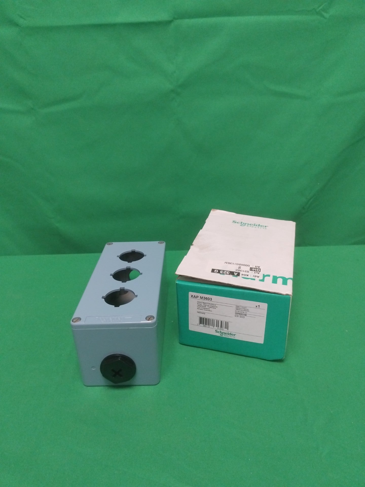 10828
