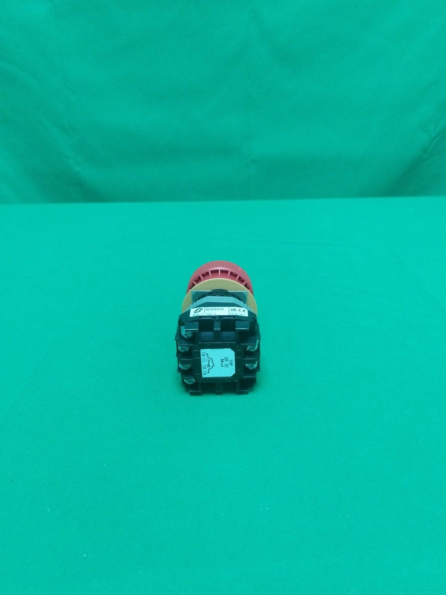 10836