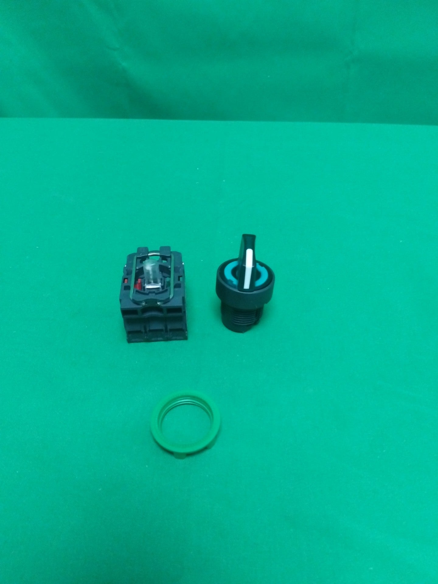 Schneider-Electric XB5 AK123B5 XB5AK123B5