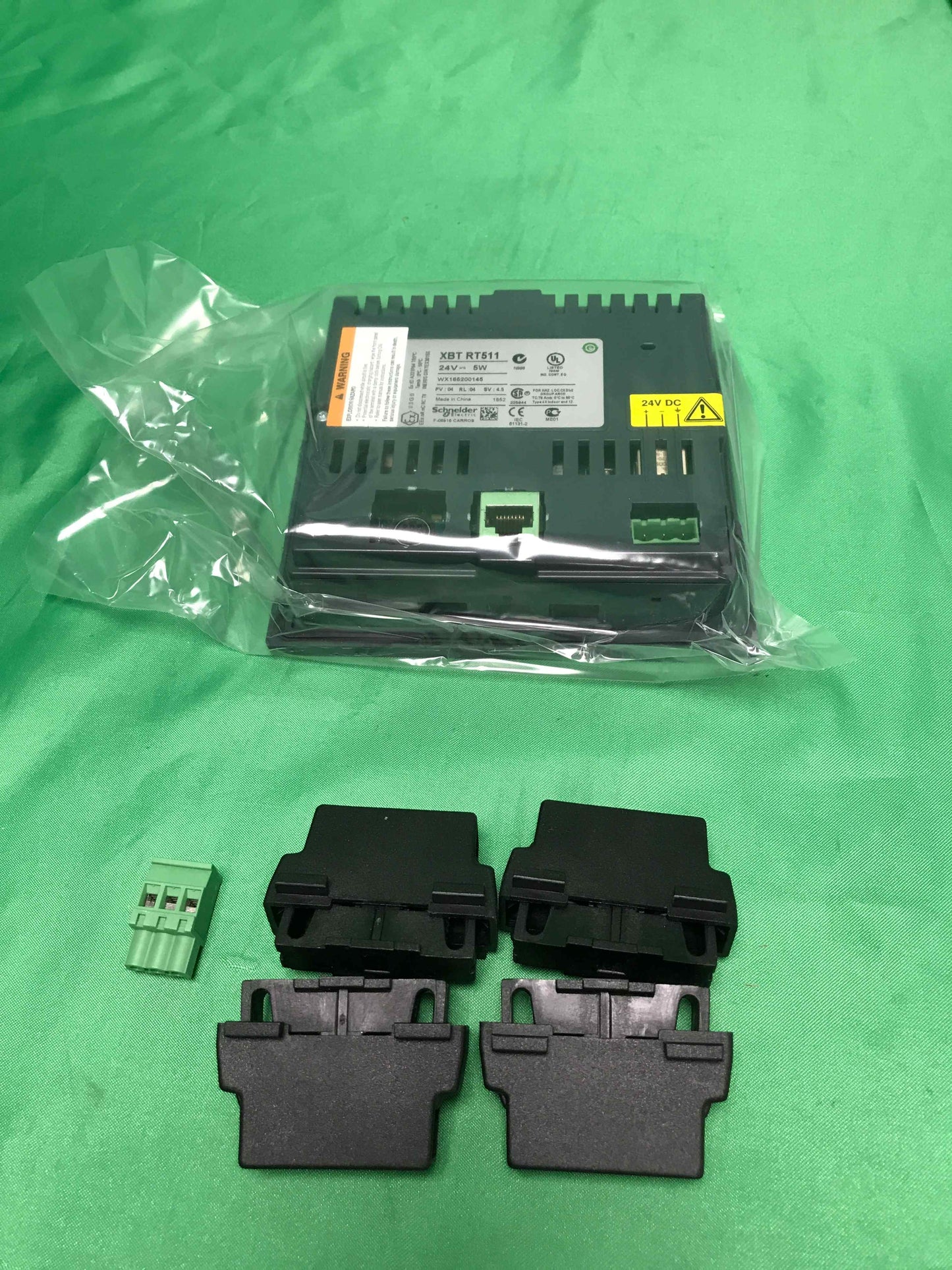 SCHNEIDER ELECTRIC XBTRT511 XBTRT511 ( 18 months warranty )