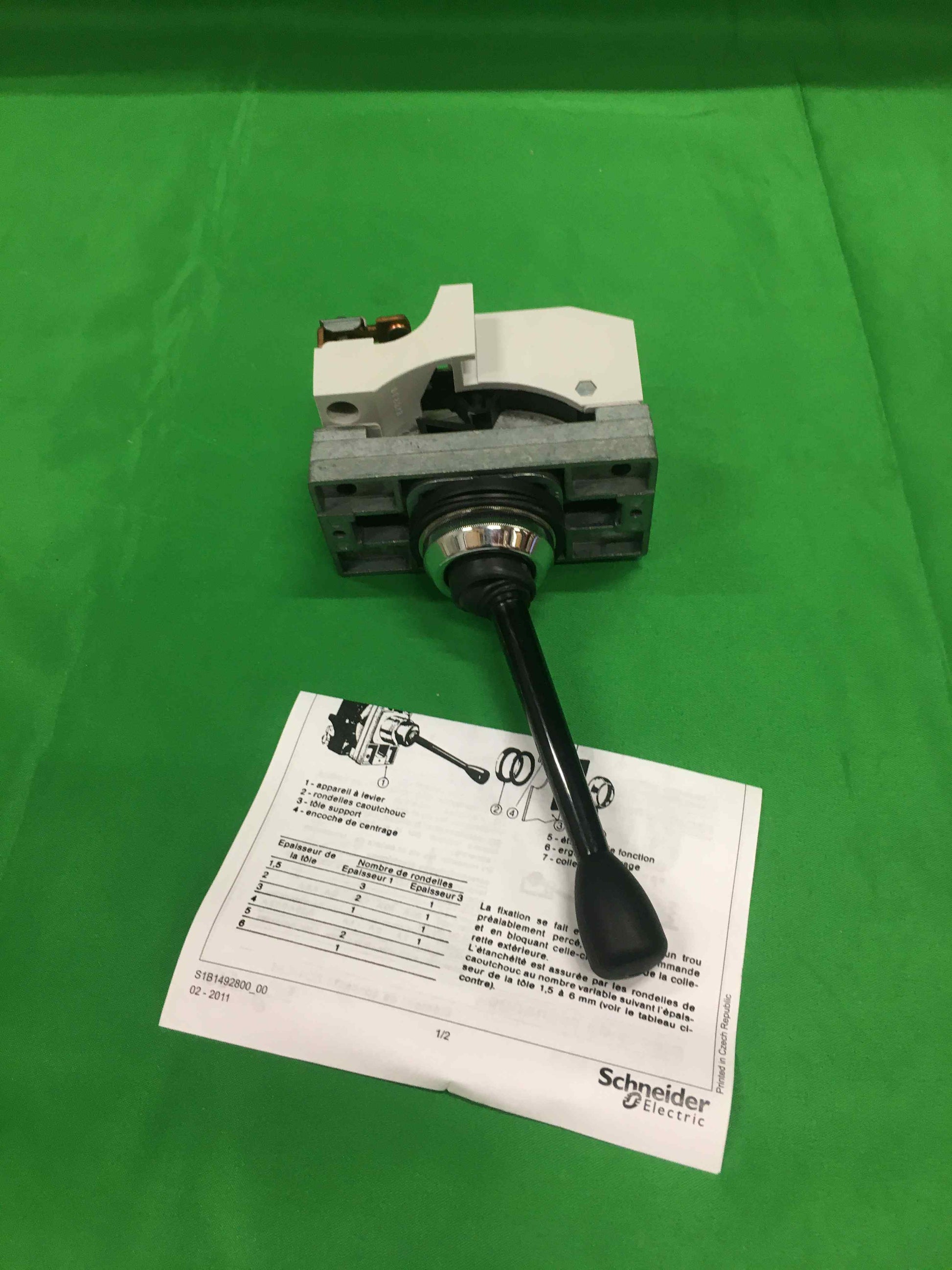 Schneider-Electric XD4CB02