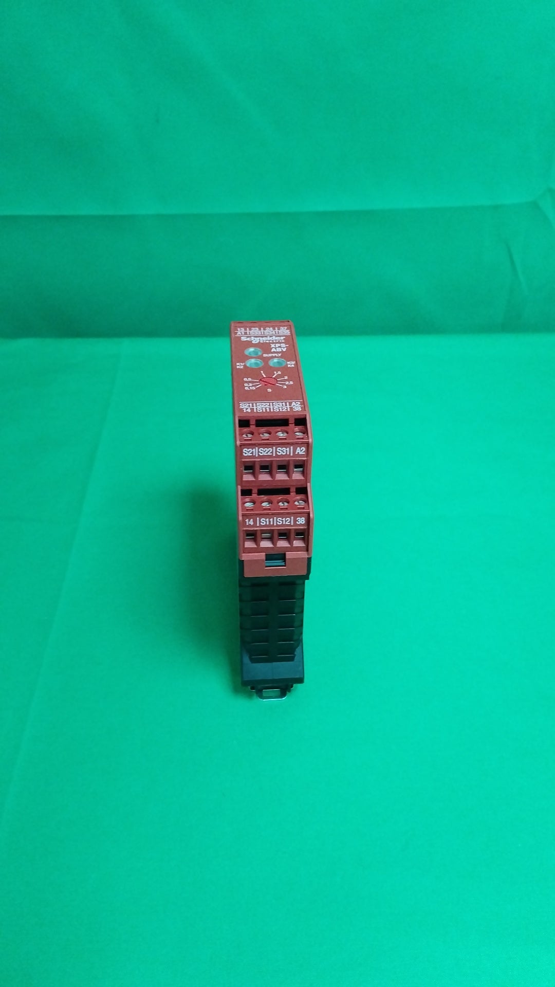 13625