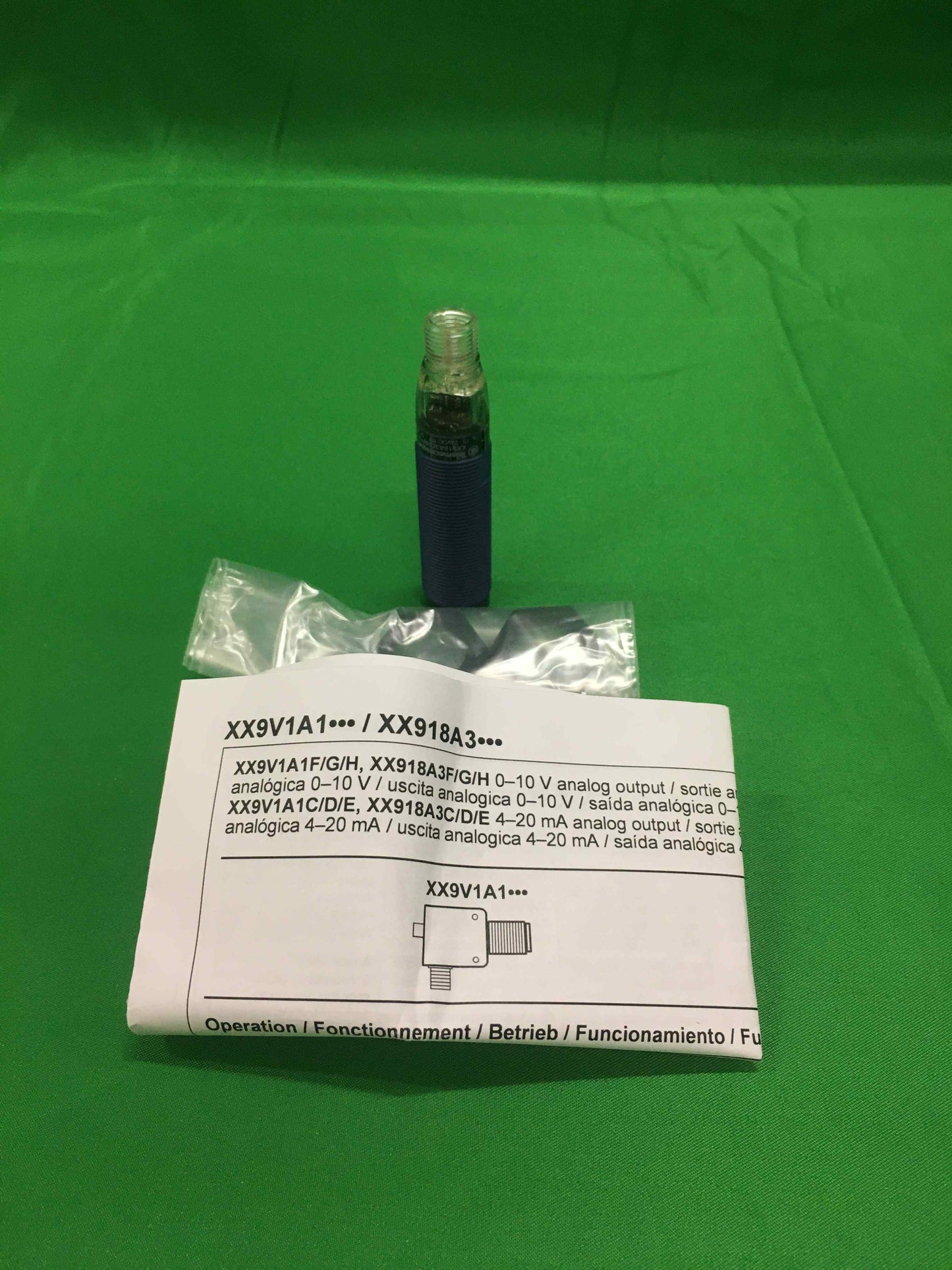 Telemecanique XX918A3C2M12J29