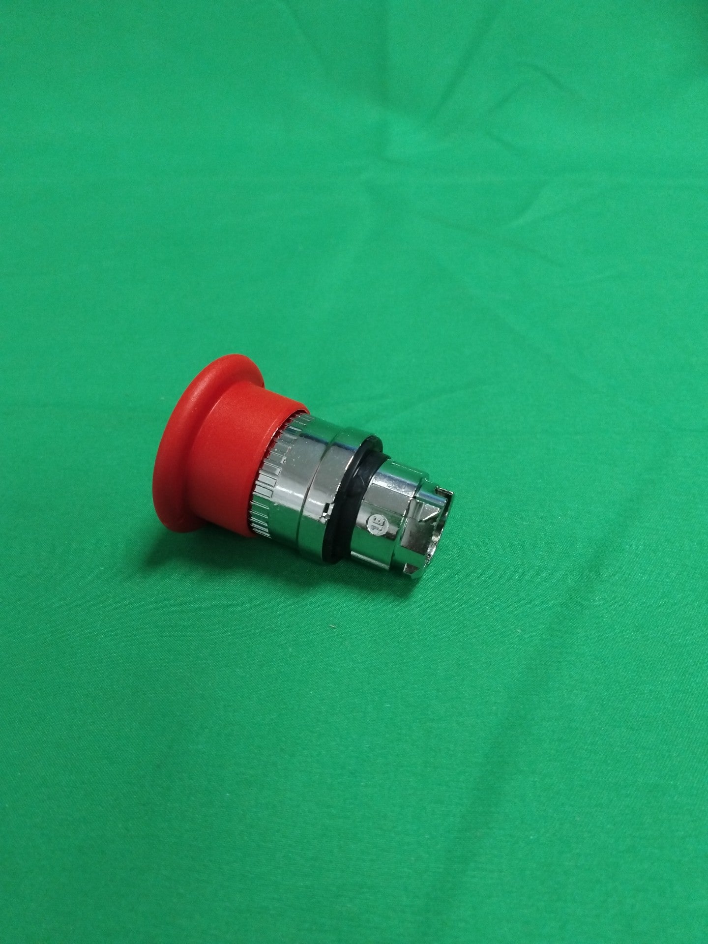 Schneider-Electric ZB4BT84 ZB4BT84 WITHOUT ORIGINAL PACKAGING