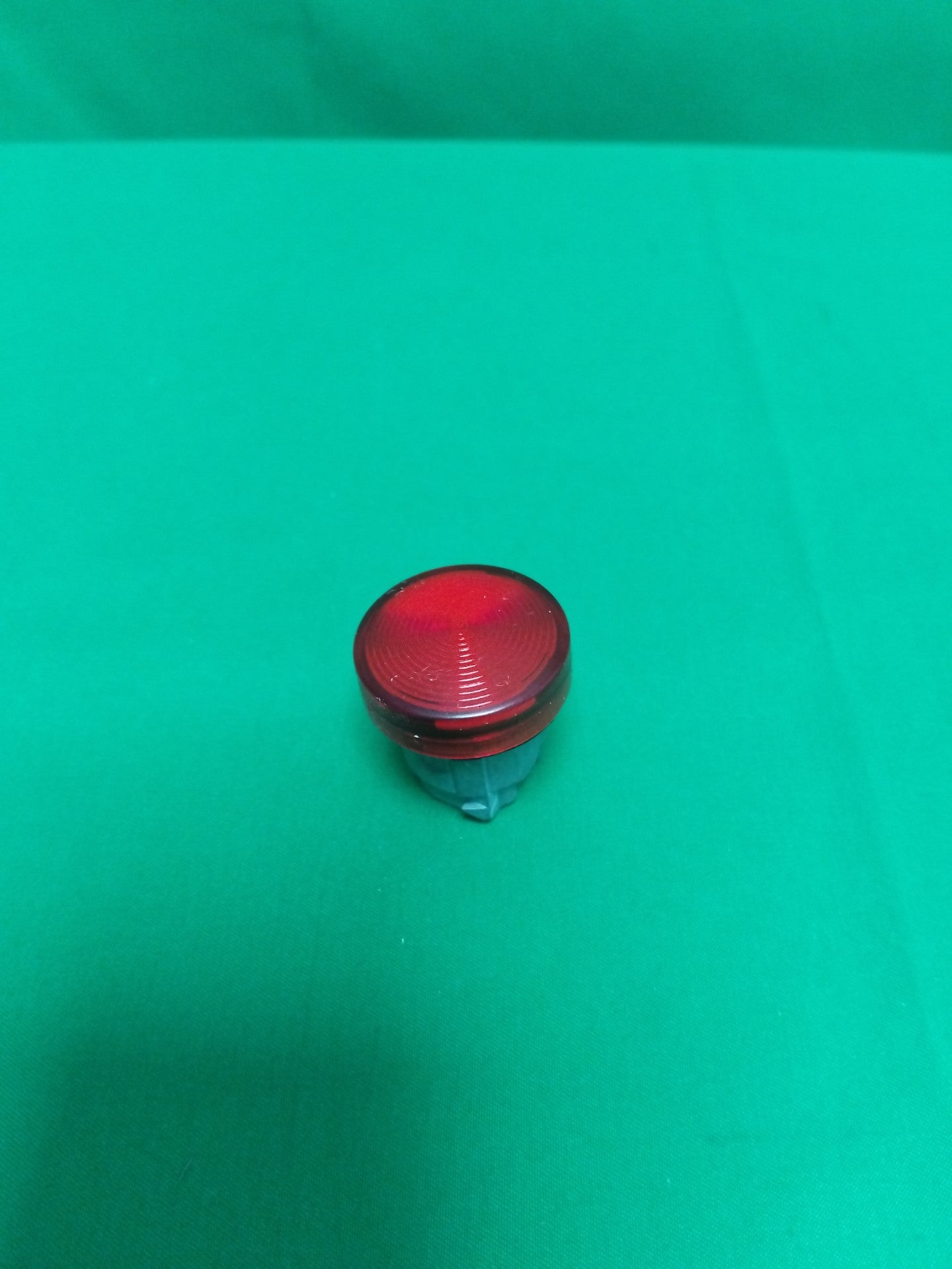 10580