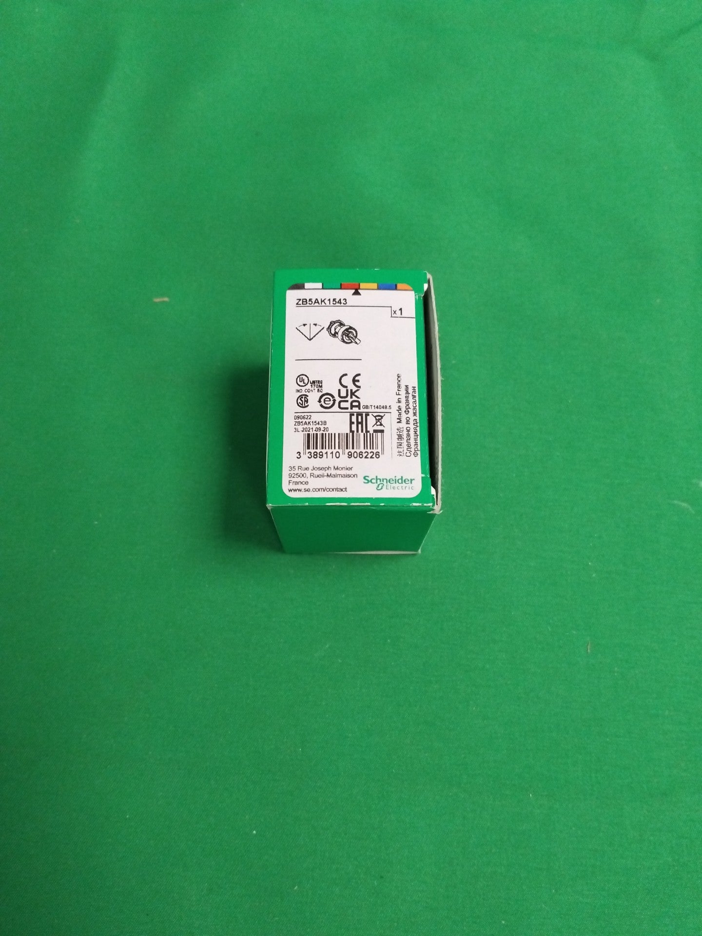 9806