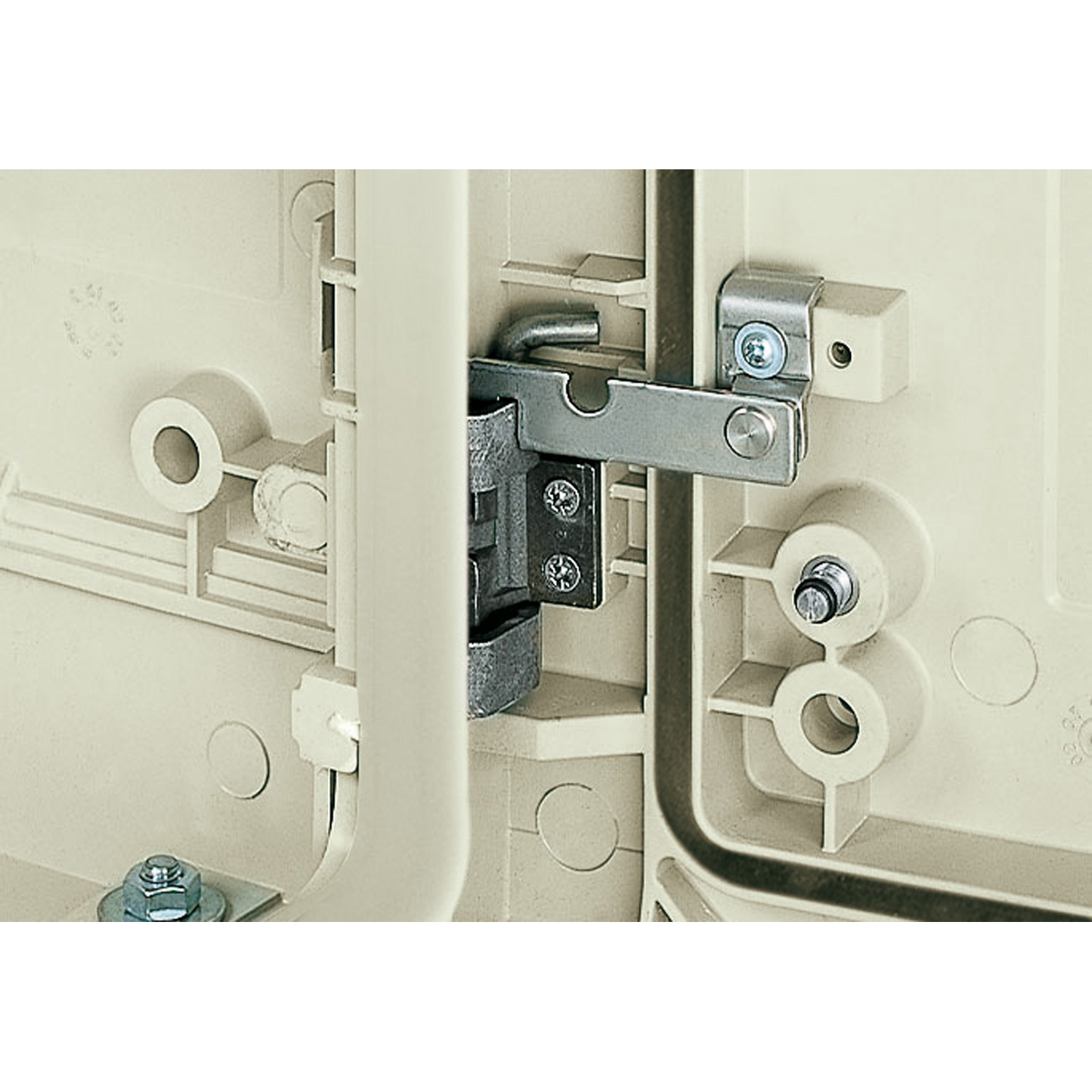 Schneider Electric-NSYRETPLA-Thalassa - reteneur porte pour PLA/Z/T