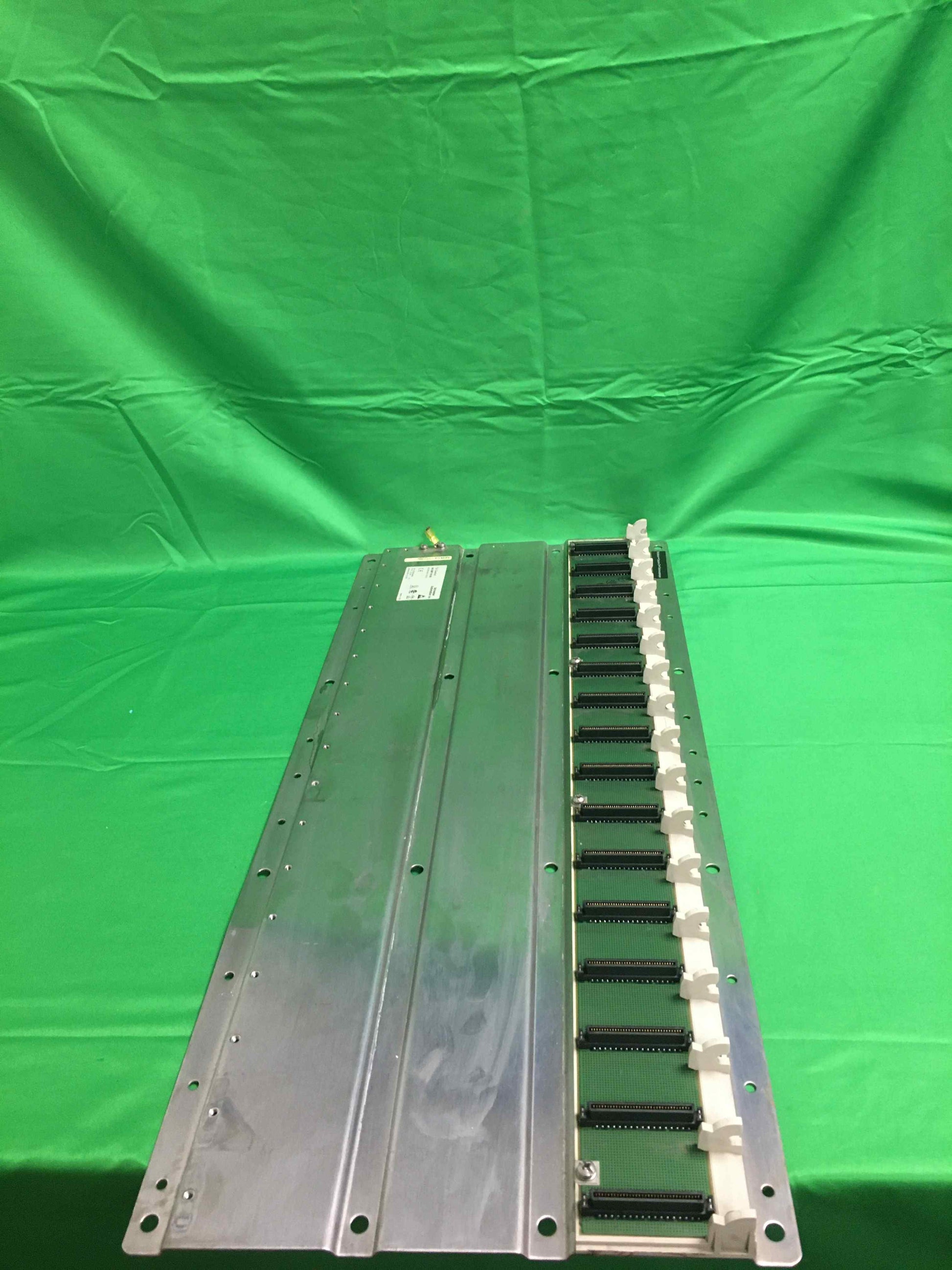7300