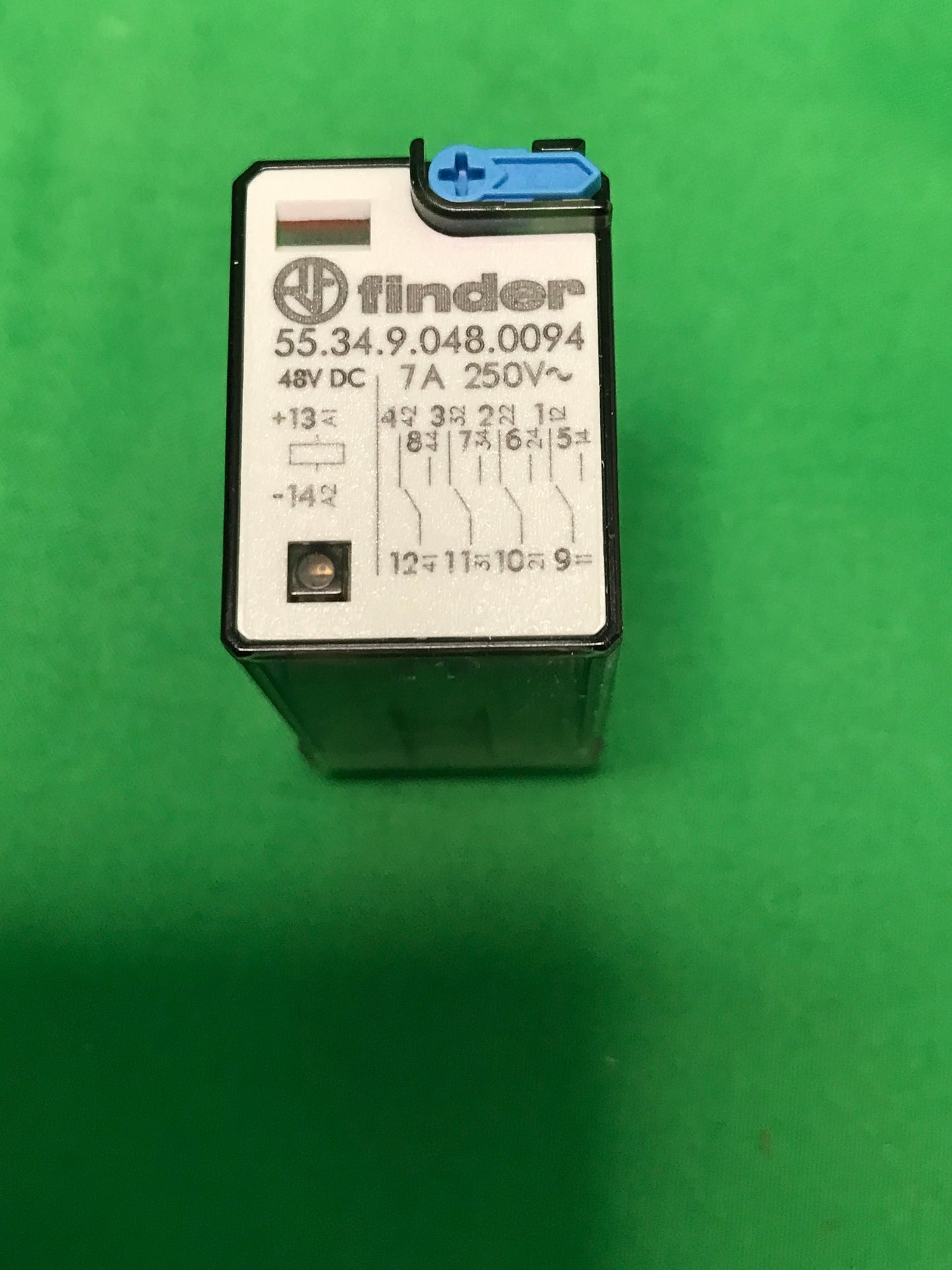 6889