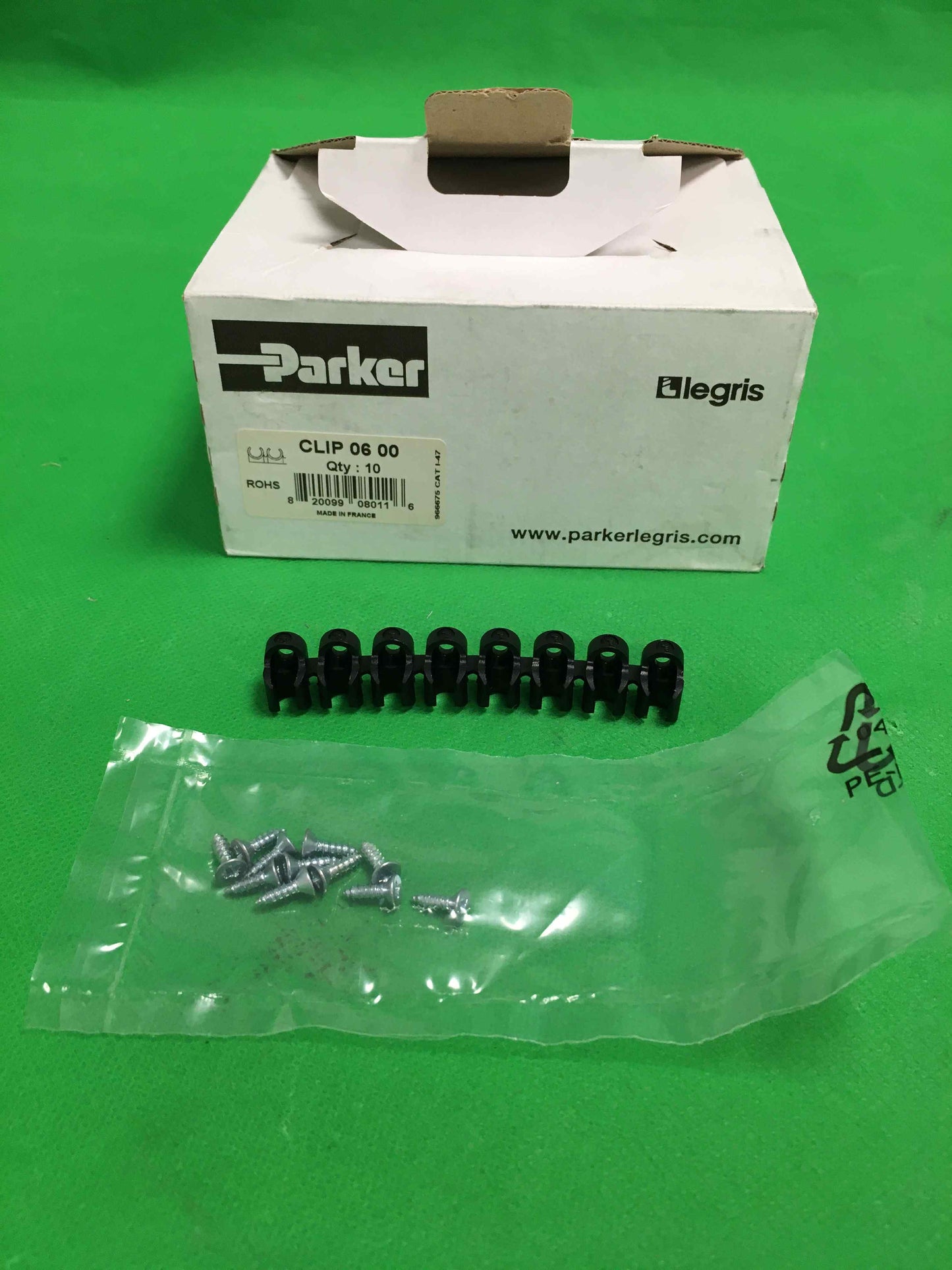 Parker-CLIP 06 00